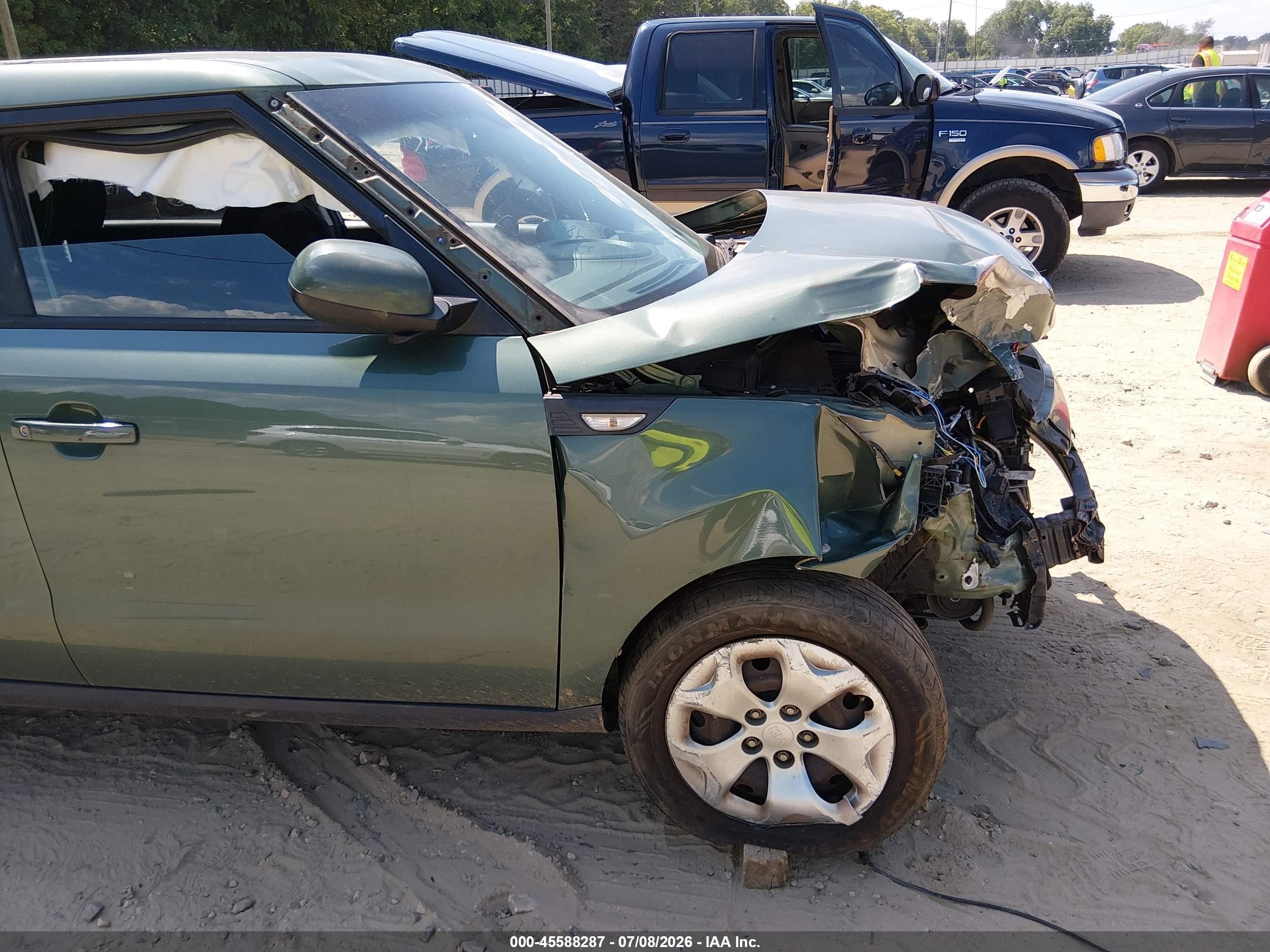 2014 Kia Soul   Green vin: KNDJN2A25E7029896