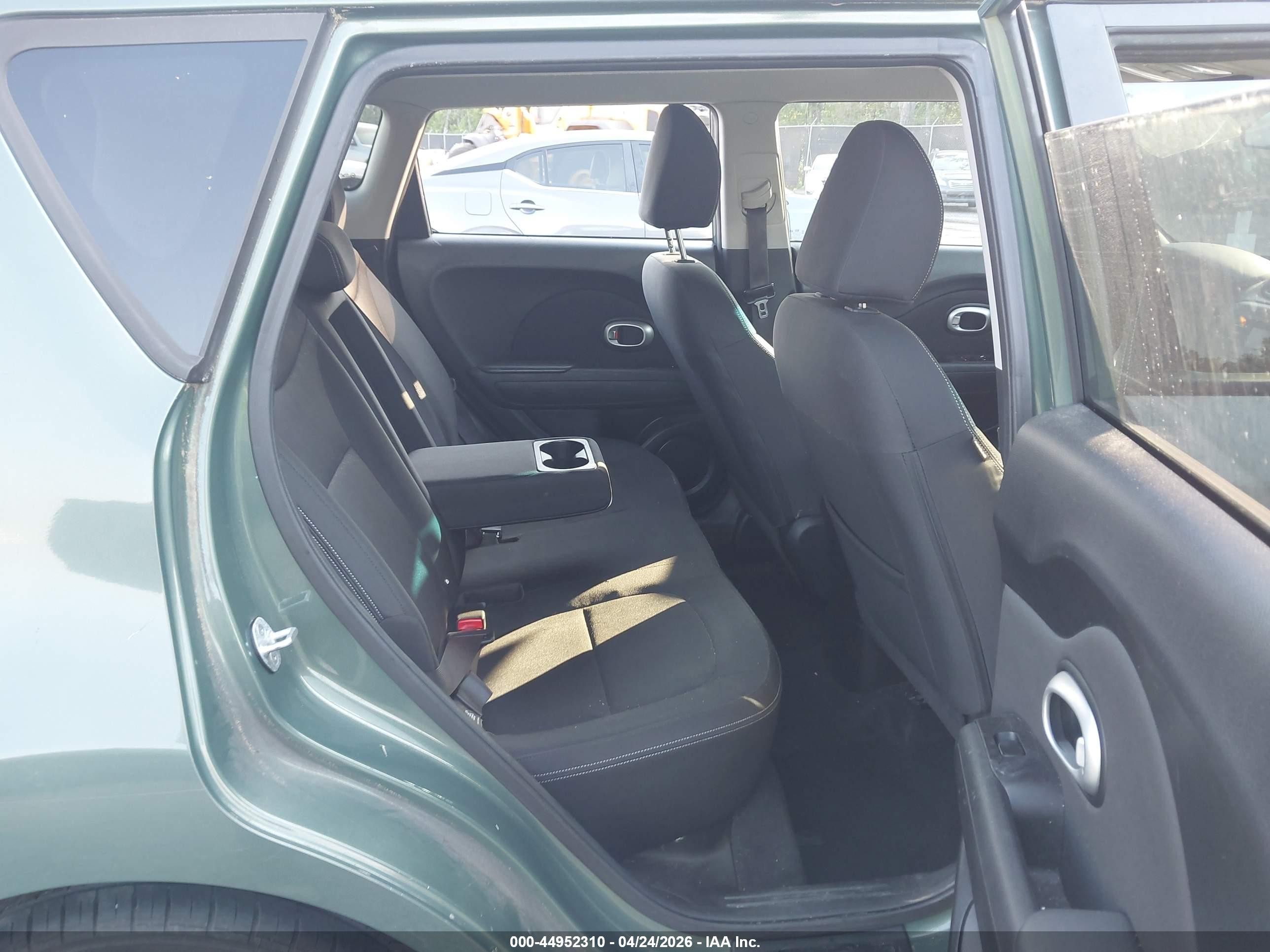 2014 Kia Soul Green vin: KNDJN2A25E7033835