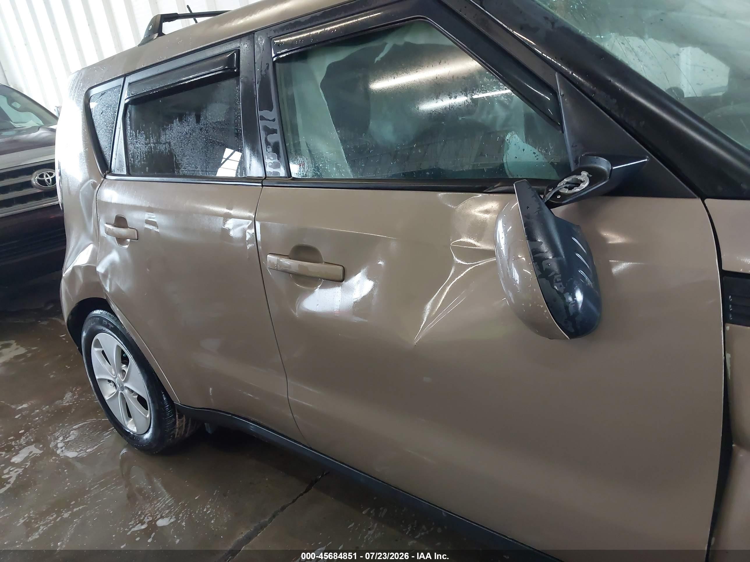 2014 Kia Soul   Beige vin: KNDJN2A25E7039487