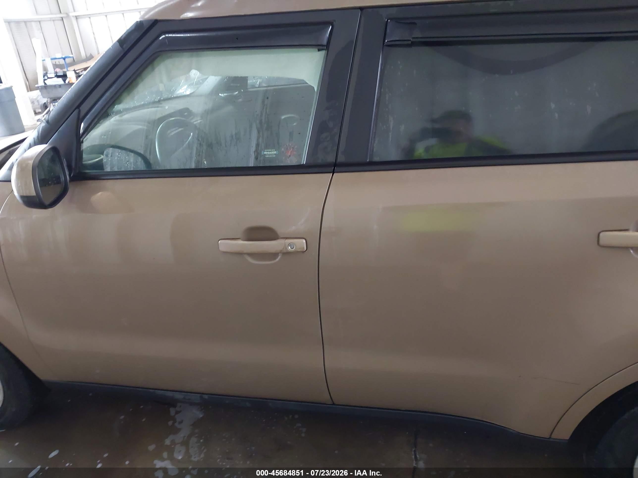 2014 Kia Soul   Beige vin: KNDJN2A25E7039487
