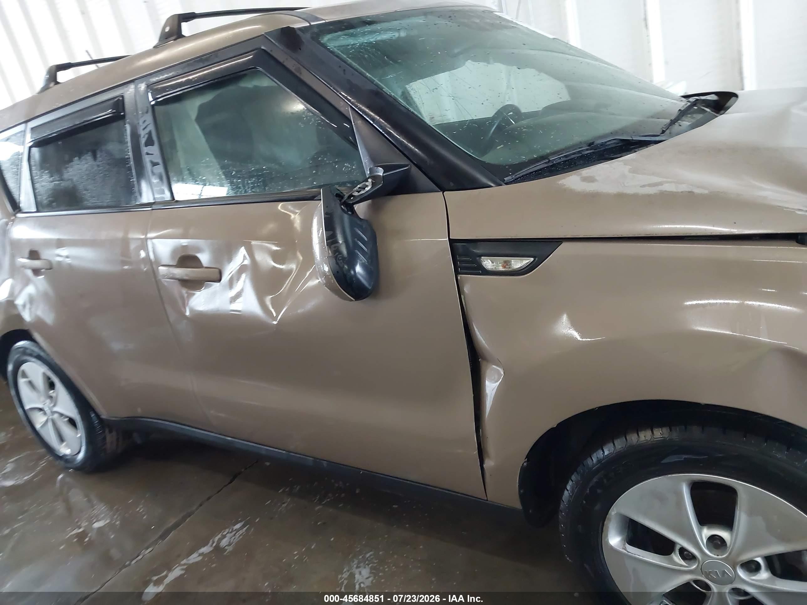 2014 Kia Soul   Beige vin: KNDJN2A25E7039487