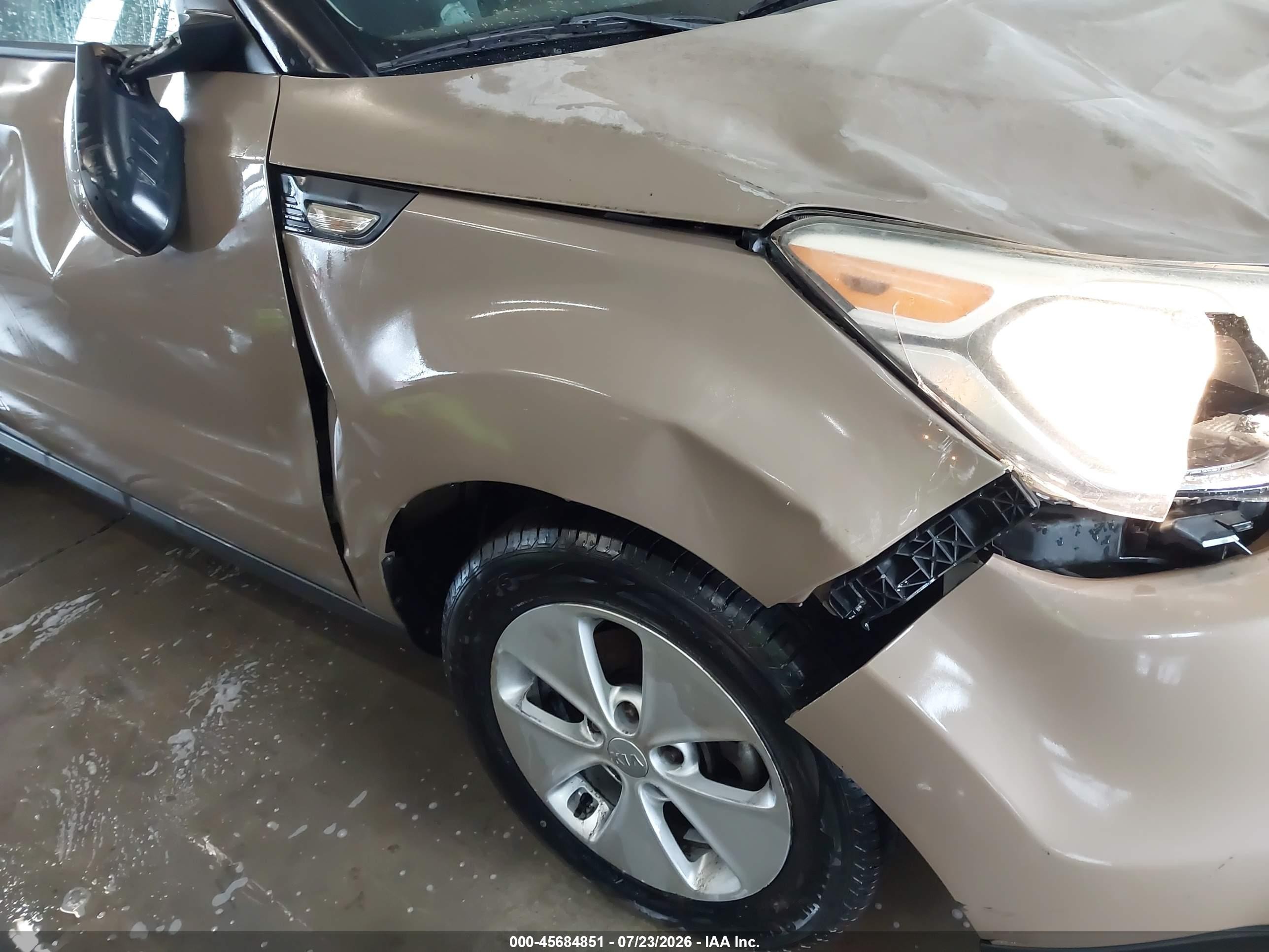 2014 Kia Soul   Beige vin: KNDJN2A25E7039487