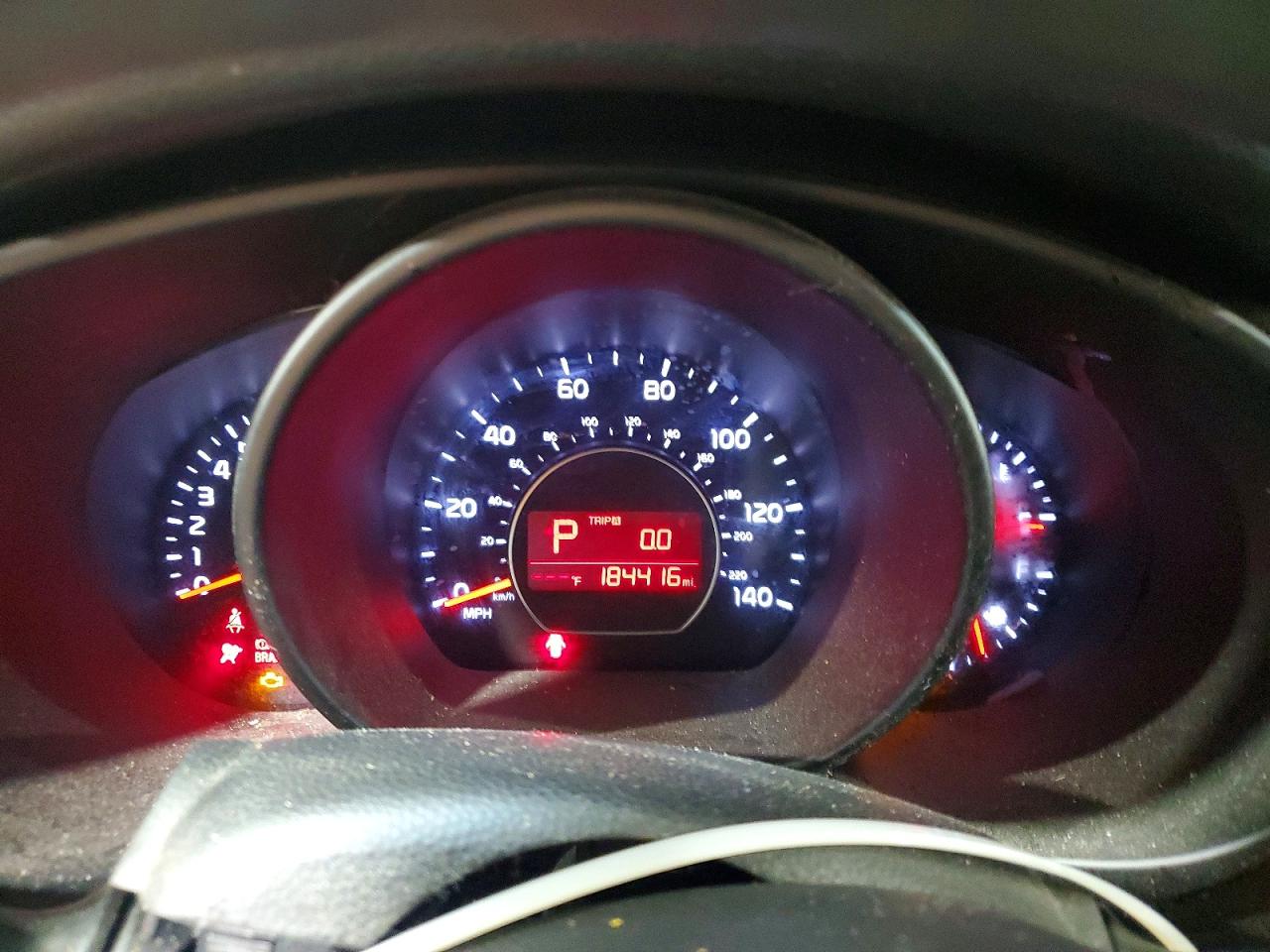 2014 Kia Soul Base Black vin: KNDJN2A25E7102944