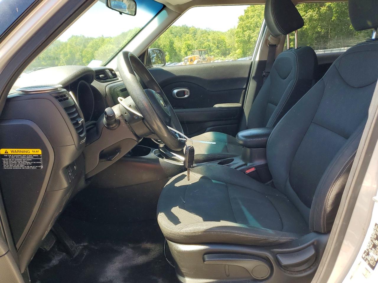 2014 Kia Soul Base Серебряный vin: KNDJN2A25E7700726