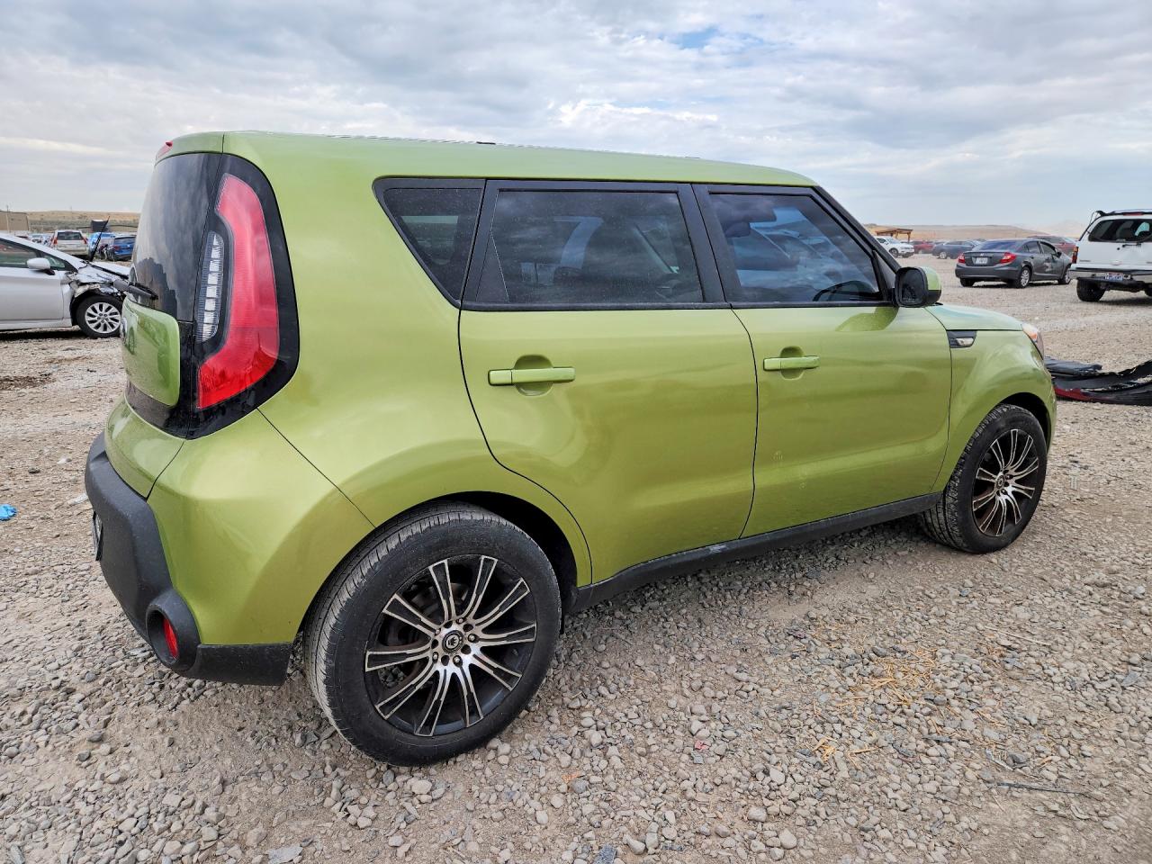 2014 Kia Soul Base Зеленый vin: KNDJN2A25E7708583