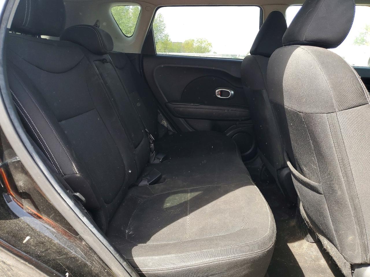 2014 Kia Soul Base Black vin: KNDJN2A25E7715758