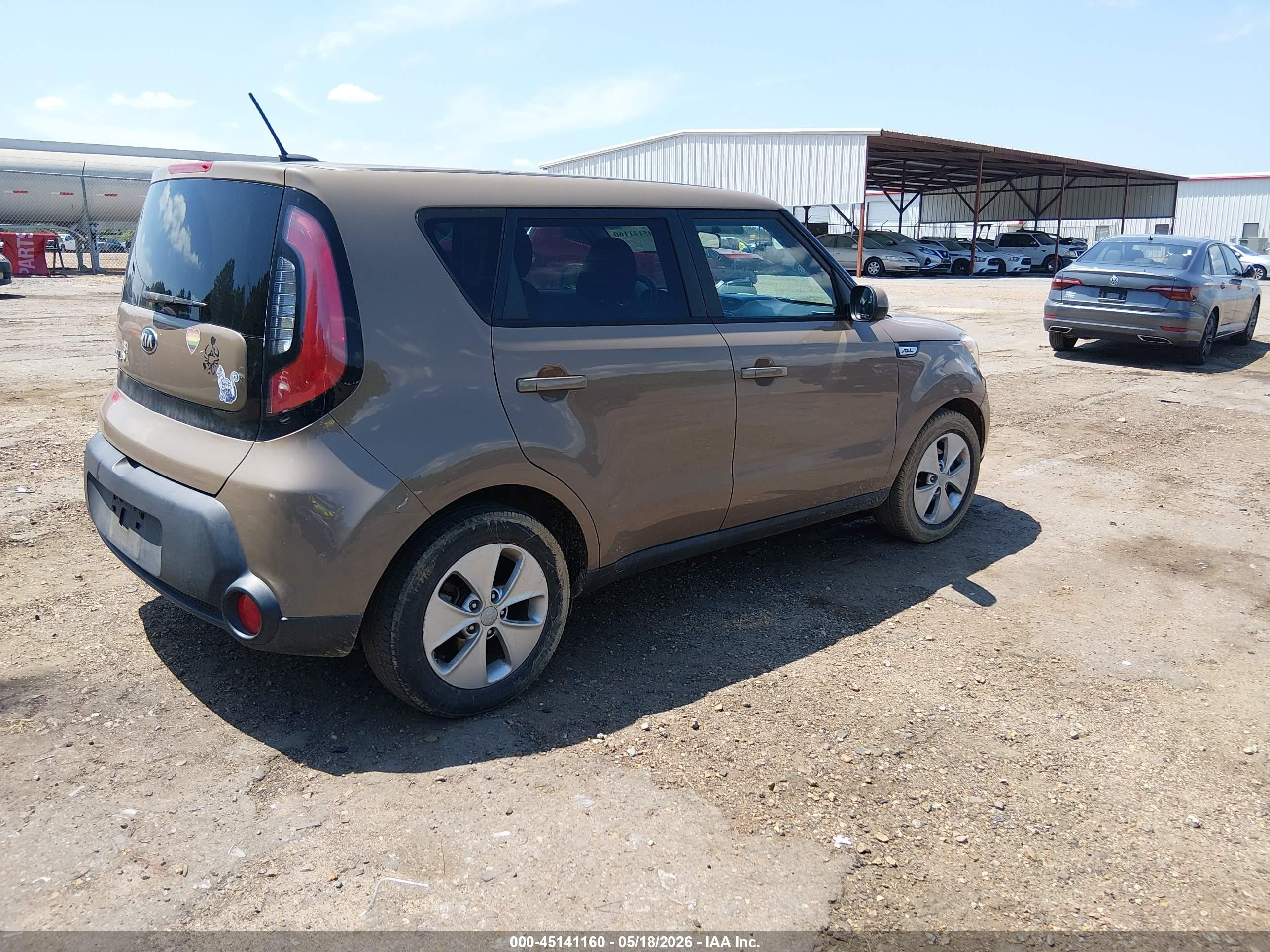 2015 Kia Soul   Brown vin: KNDJN2A25F7174616