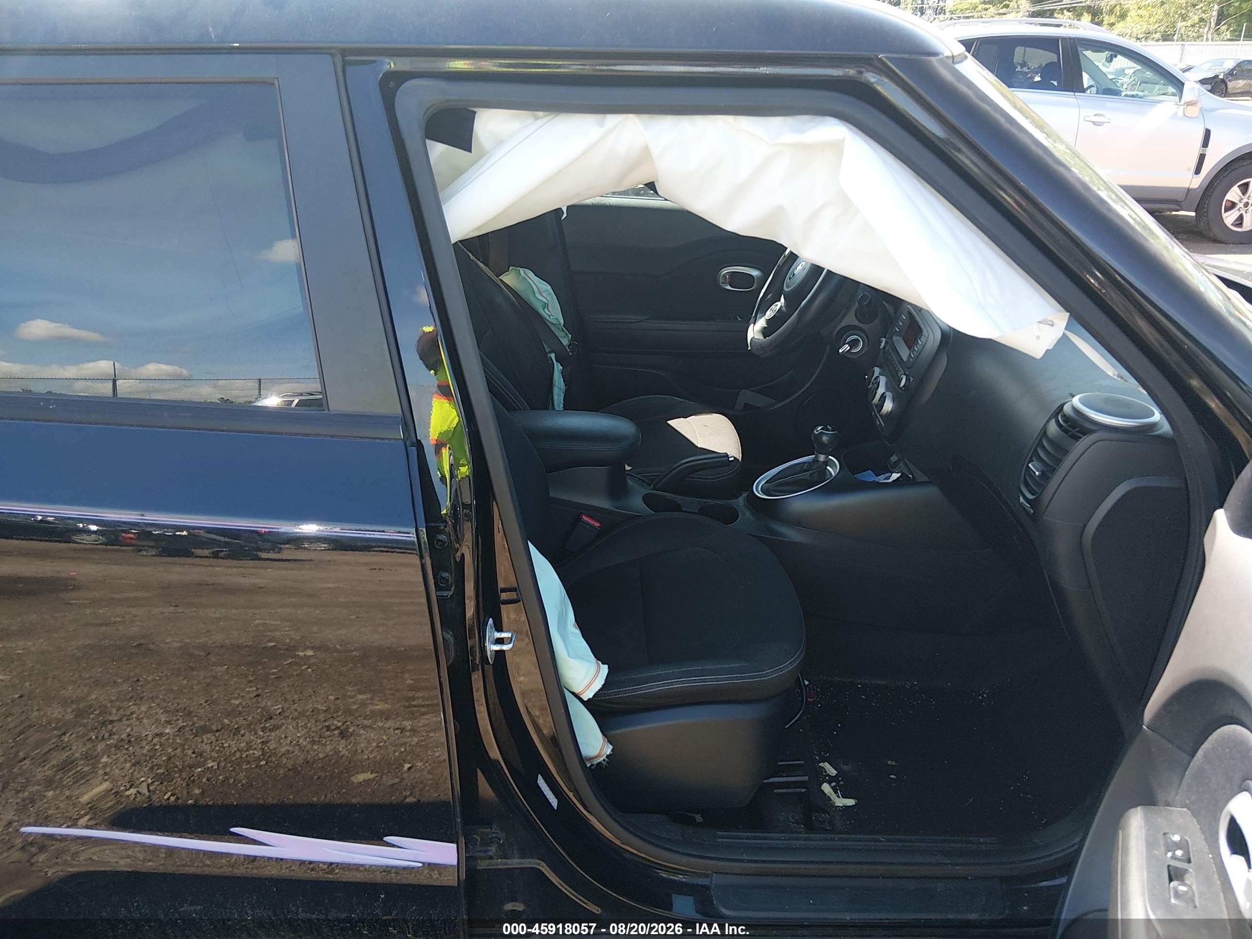2015 Kia Soul ! Black vin: KNDJN2A25F7193666