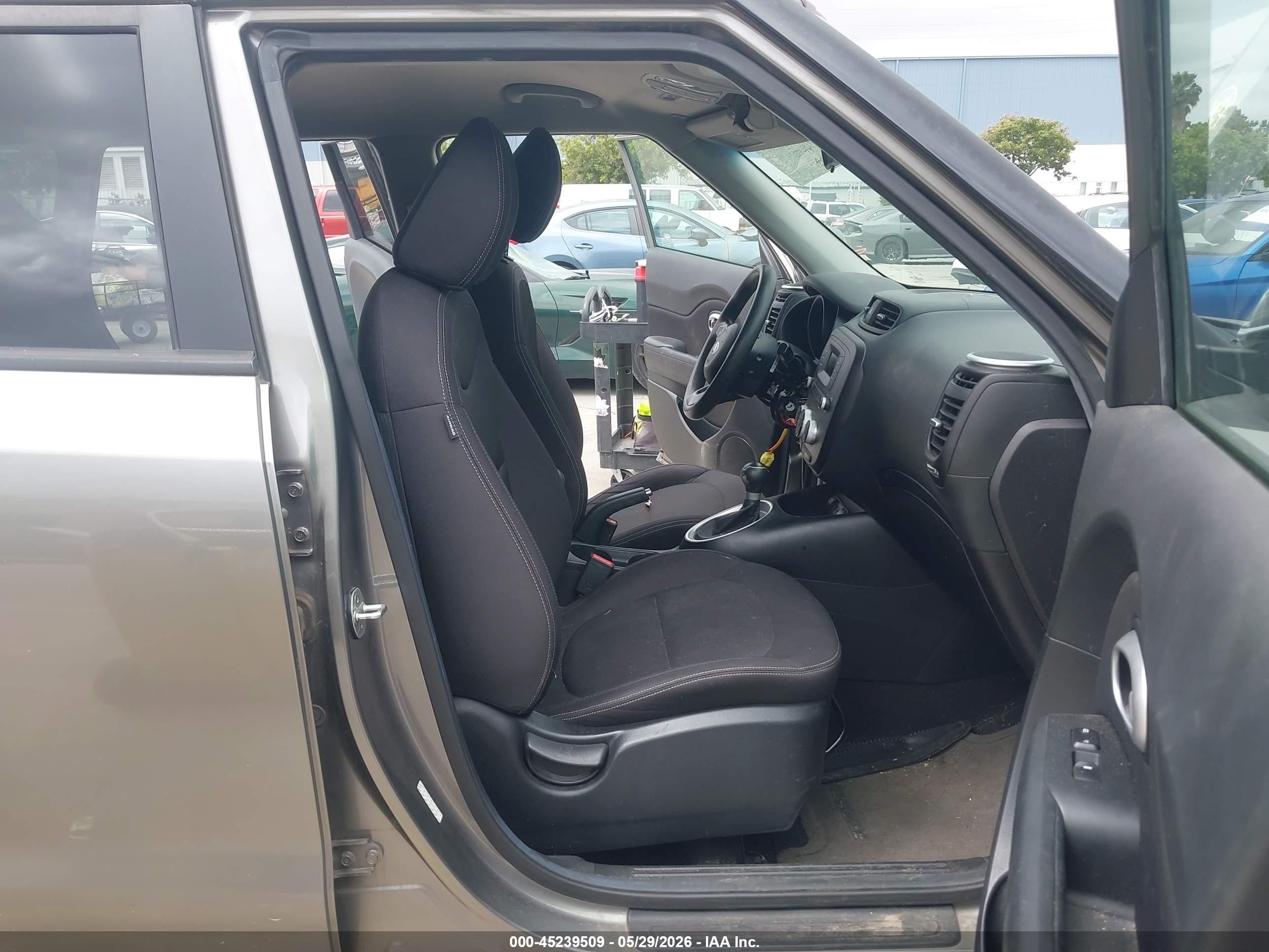 2015 Kia Soul   Gray vin: KNDJN2A25F7203371