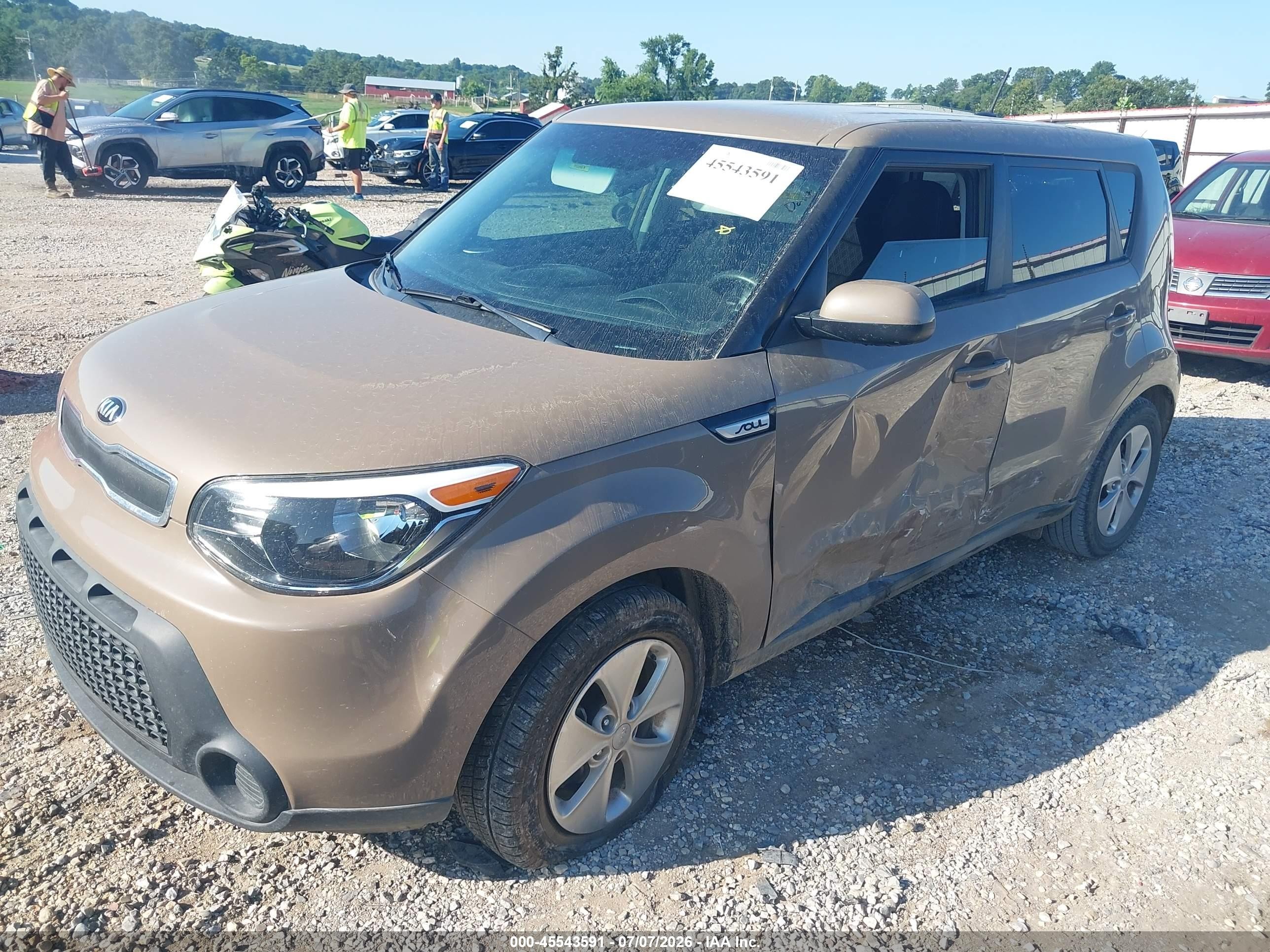 2015 Kia Soul   Brown vin: KNDJN2A25F7215939