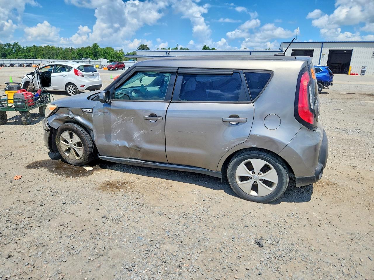 2015 Kia Soul Base Tan vin: KNDJN2A25F7221126