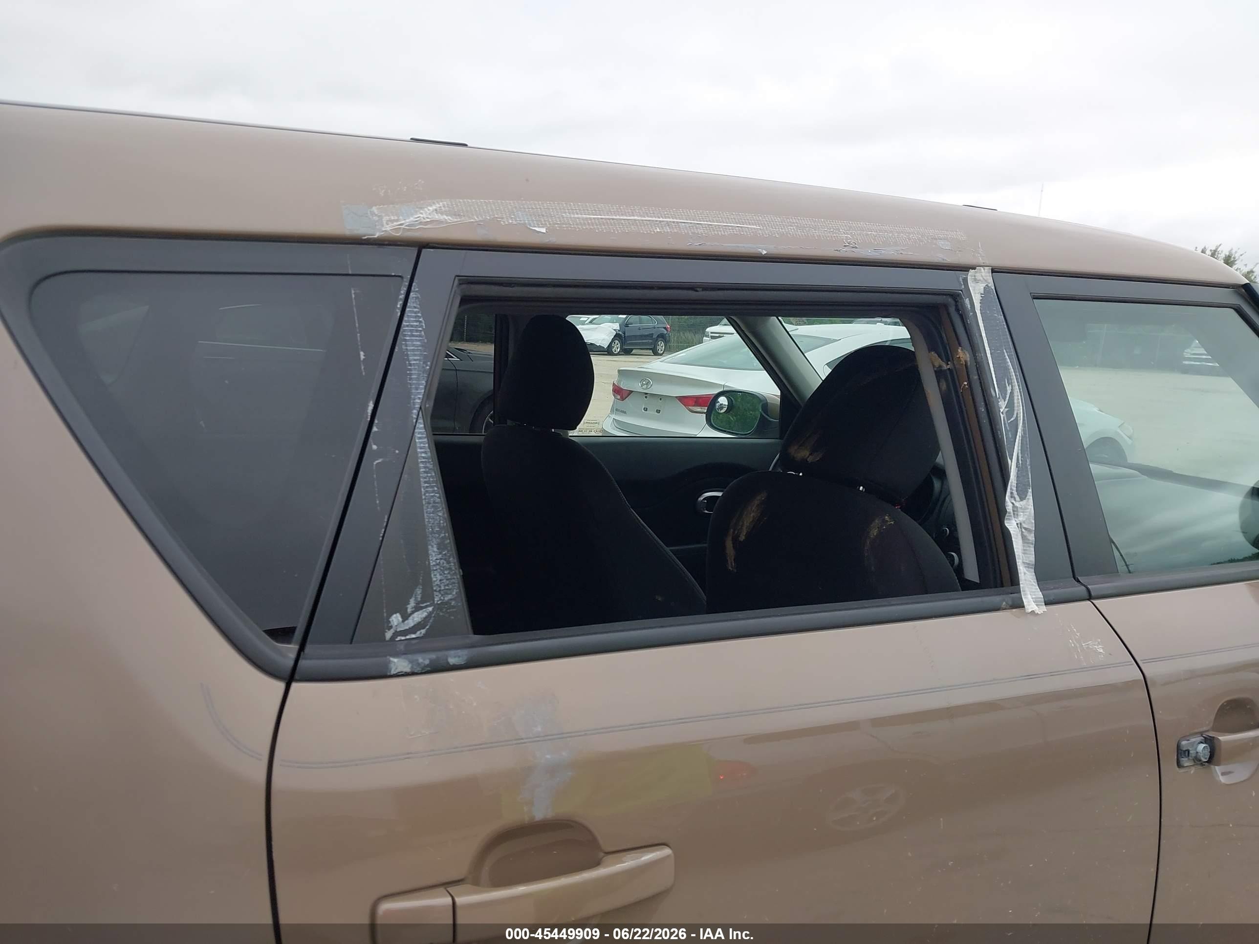2015 Kia Soul   Brown vin: KNDJN2A25F7222941
