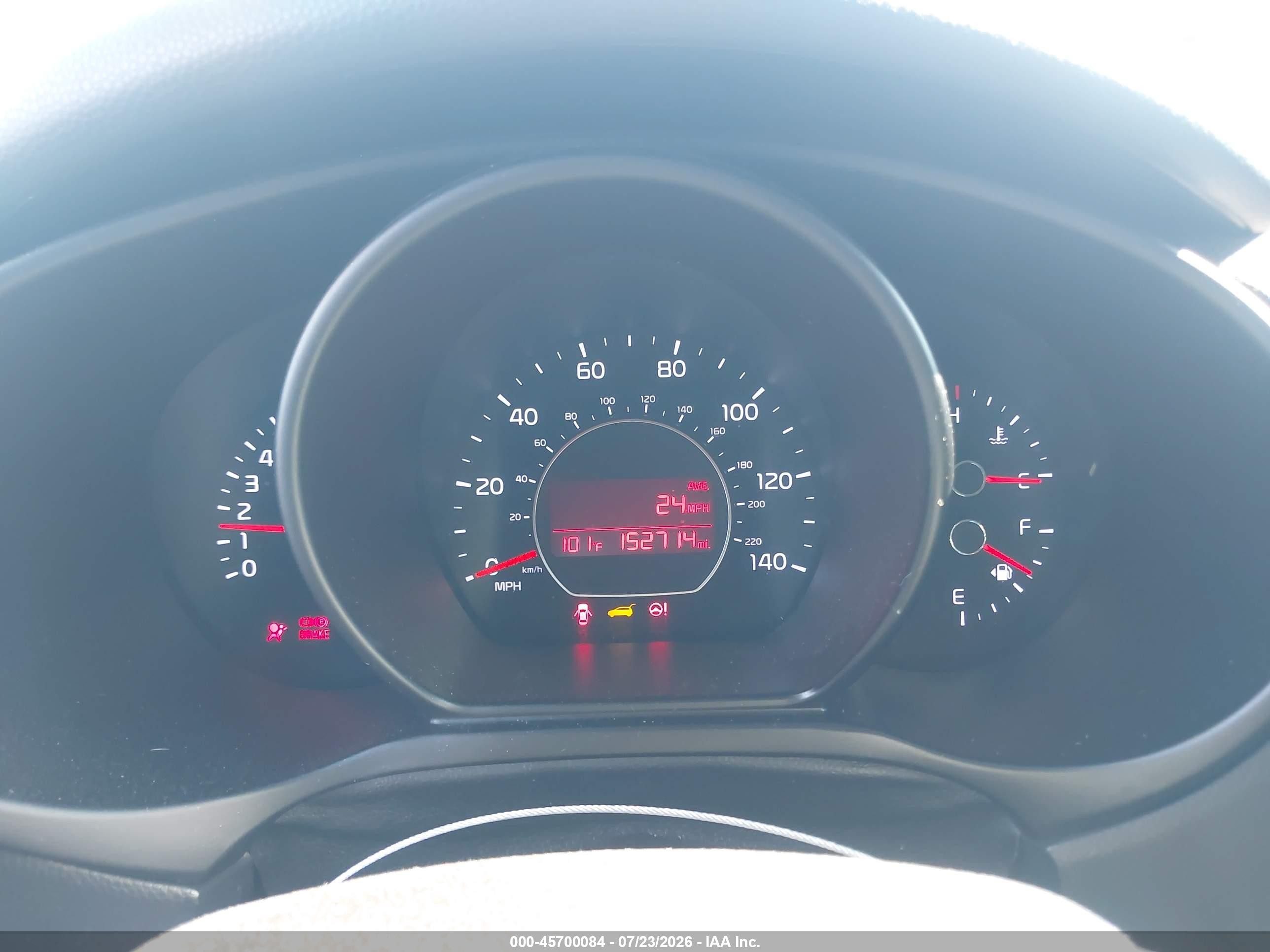 2015 Kia Soul   White vin: KNDJN2A25F7223880