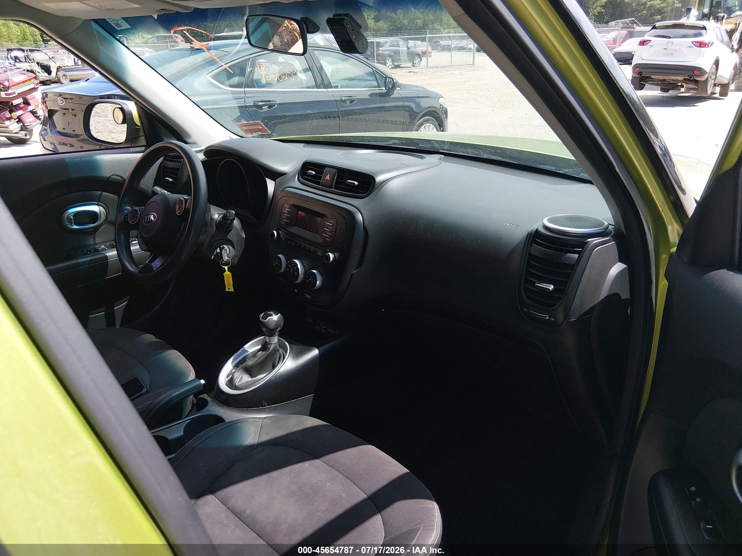 2015 Kia Soul   Green vin: KNDJN2A25F7776562