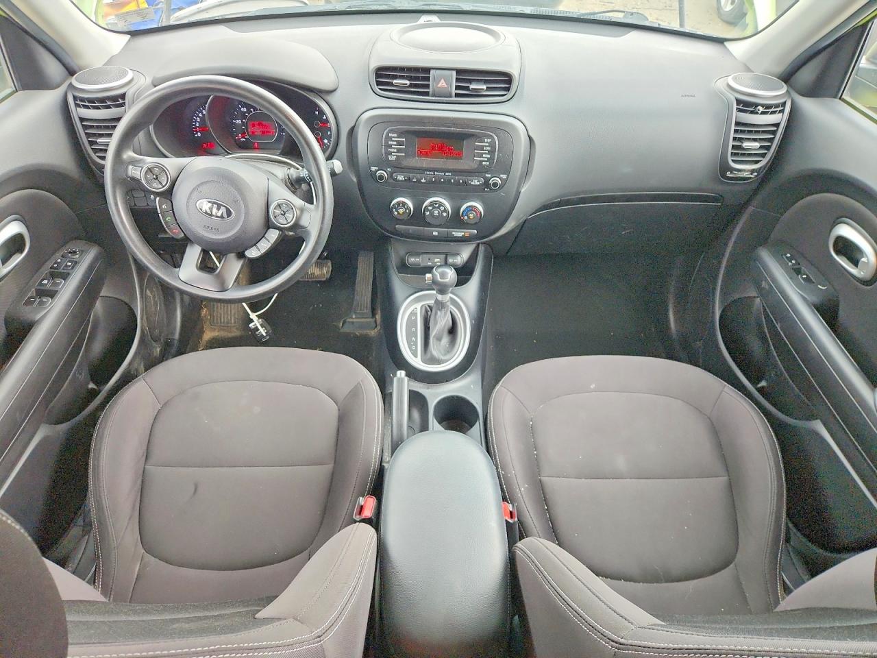 2015 Kia Soul Base Green vin: KNDJN2A25F7790929
