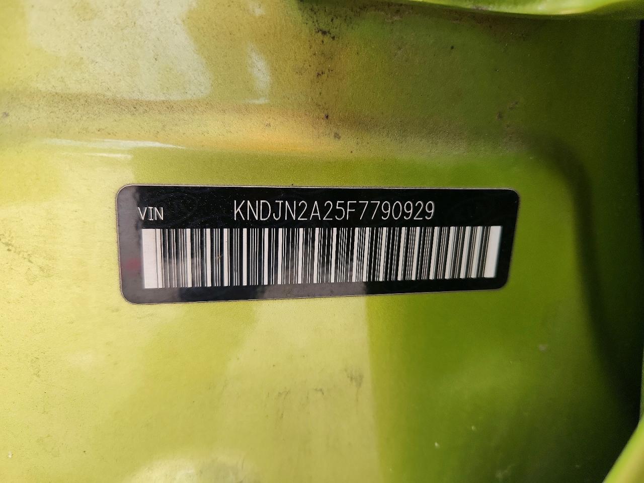 2015 Kia Soul Base Green vin: KNDJN2A25F7790929
