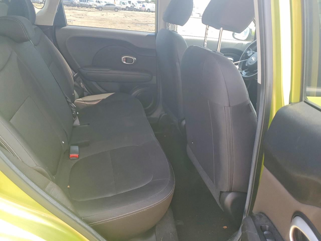 2015 Kia Soul Base Green vin: KNDJN2A25F7817241