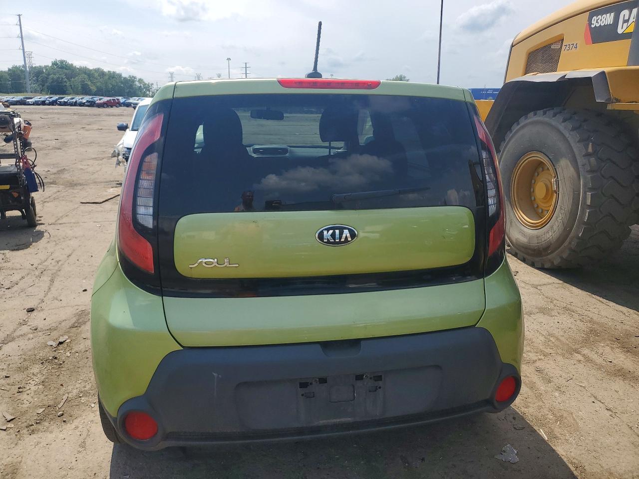 2015 Kia Soul Base Green vin: KNDJN2A25F7817241