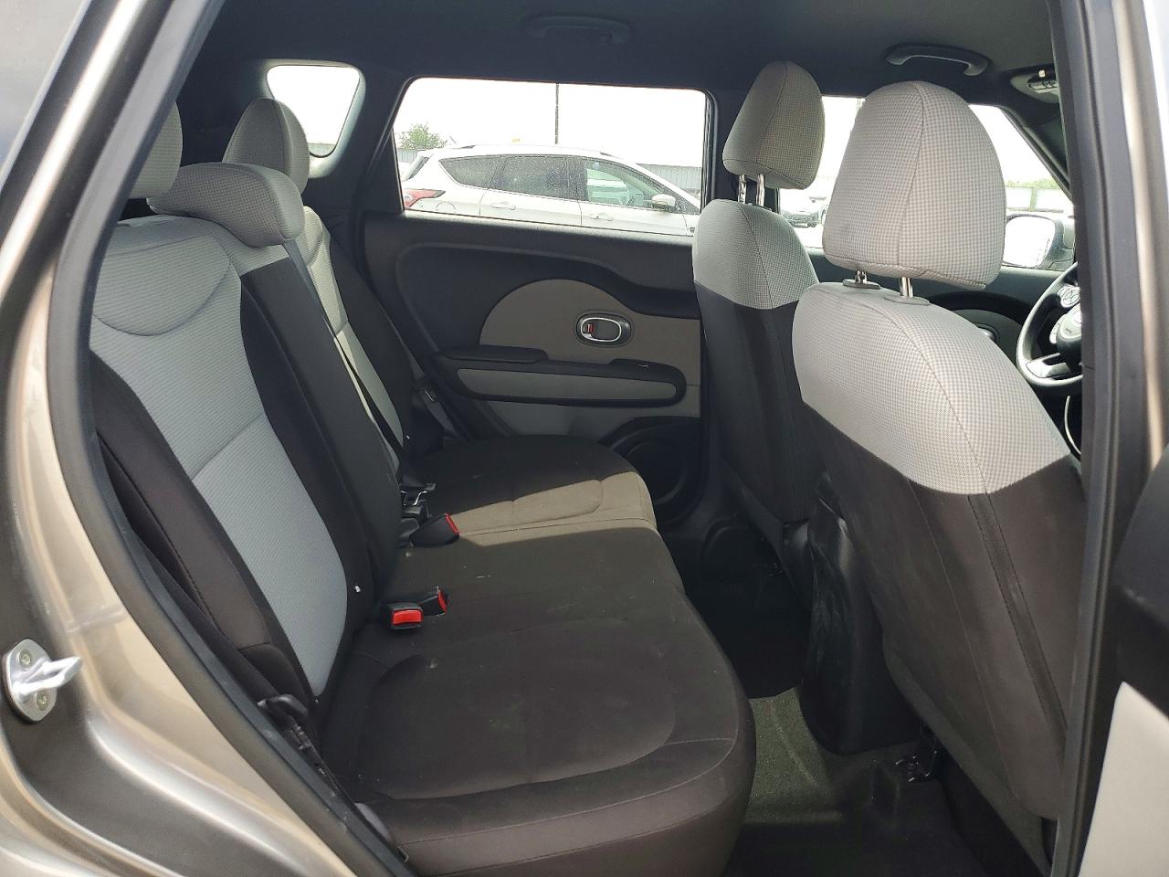 2019 Kia Soul Base Gray vin: KNDJN2A25K7661938