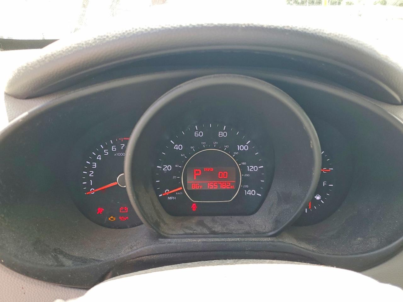 2014 Kia Soul Base White vin: KNDJN2A26E7002299