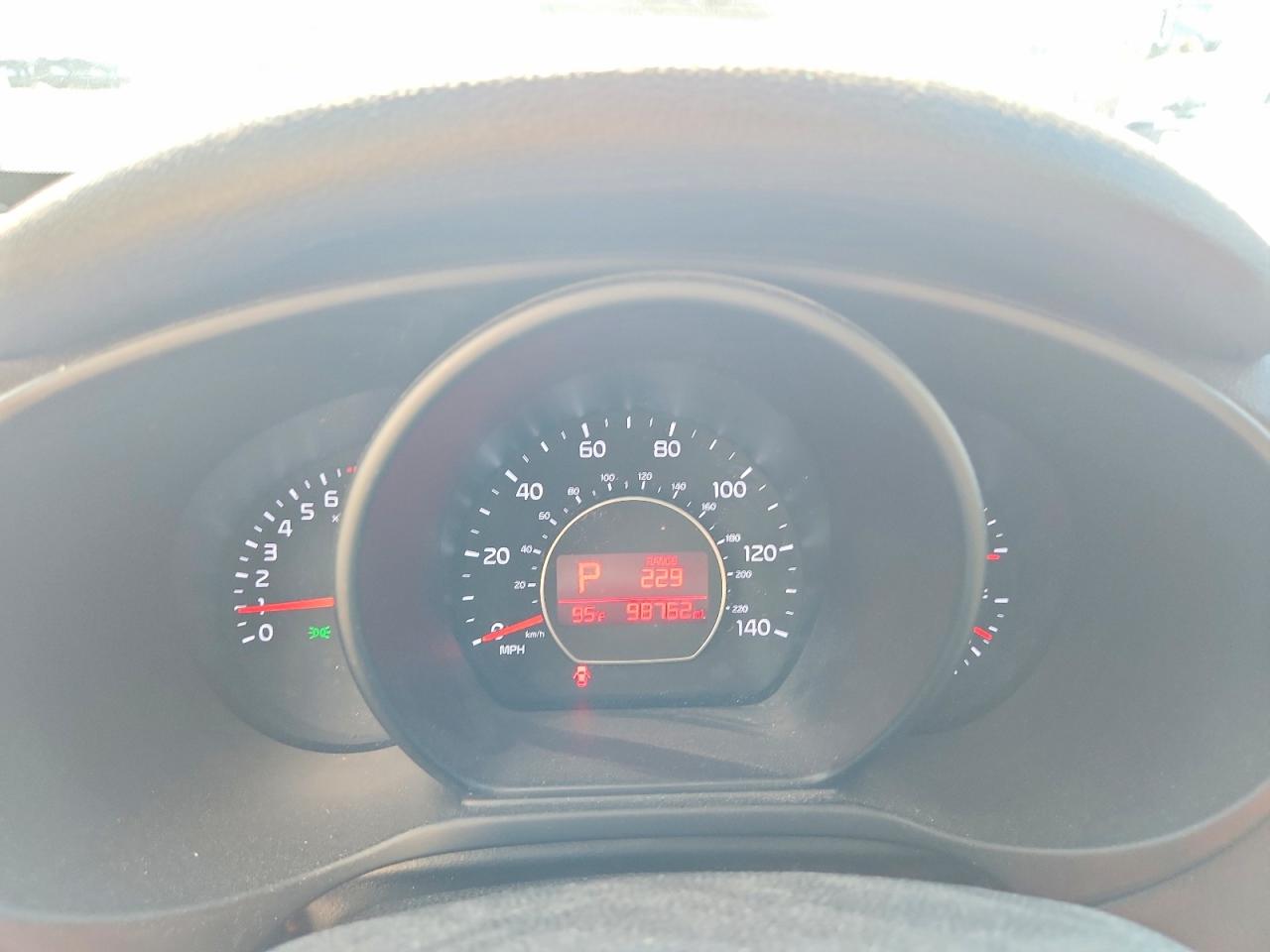 2014 Kia Soul Base Black vin: KNDJN2A26E7096202