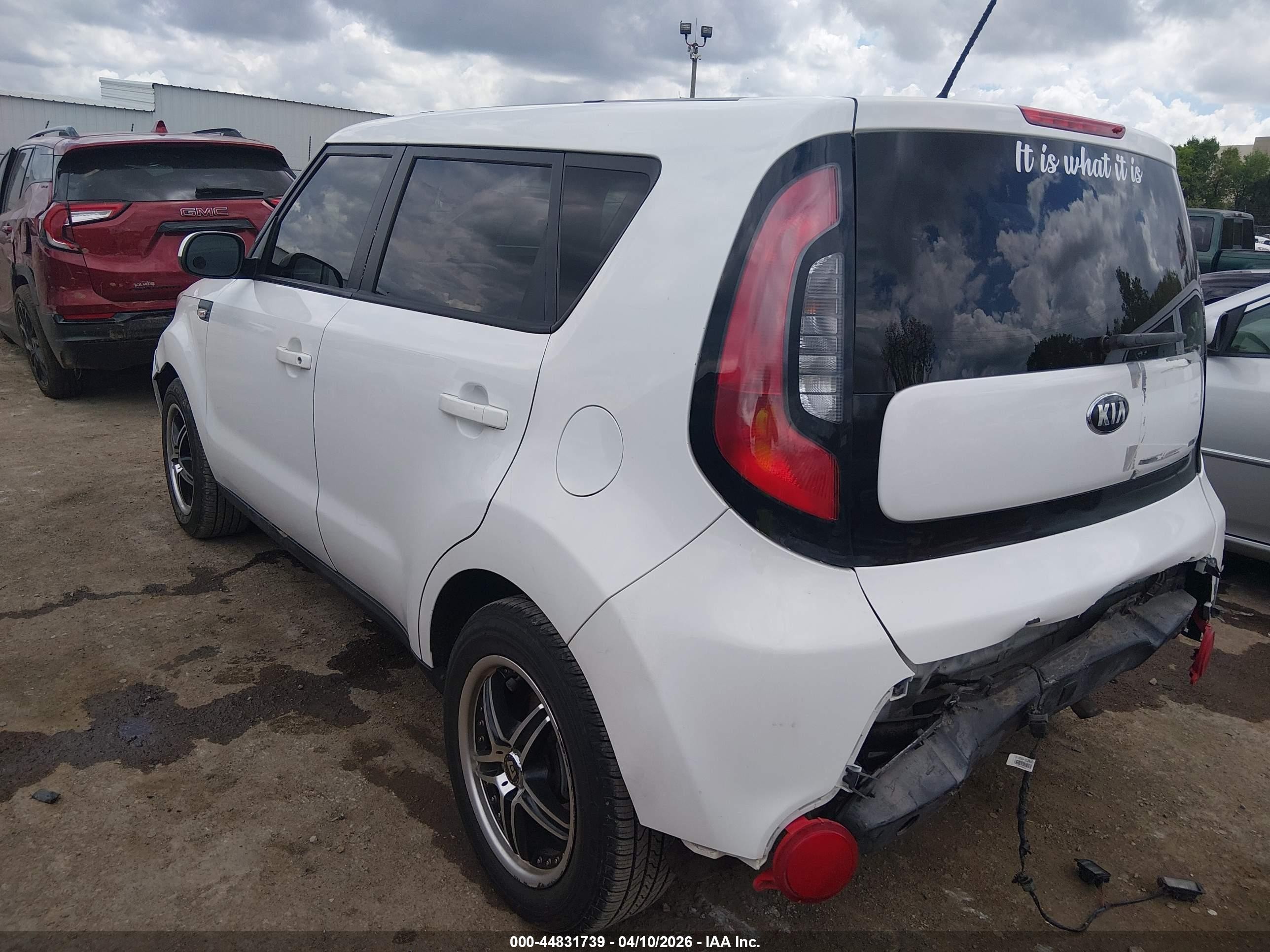 2014 Kia Soul   Белый vin: KNDJN2A26E7100328