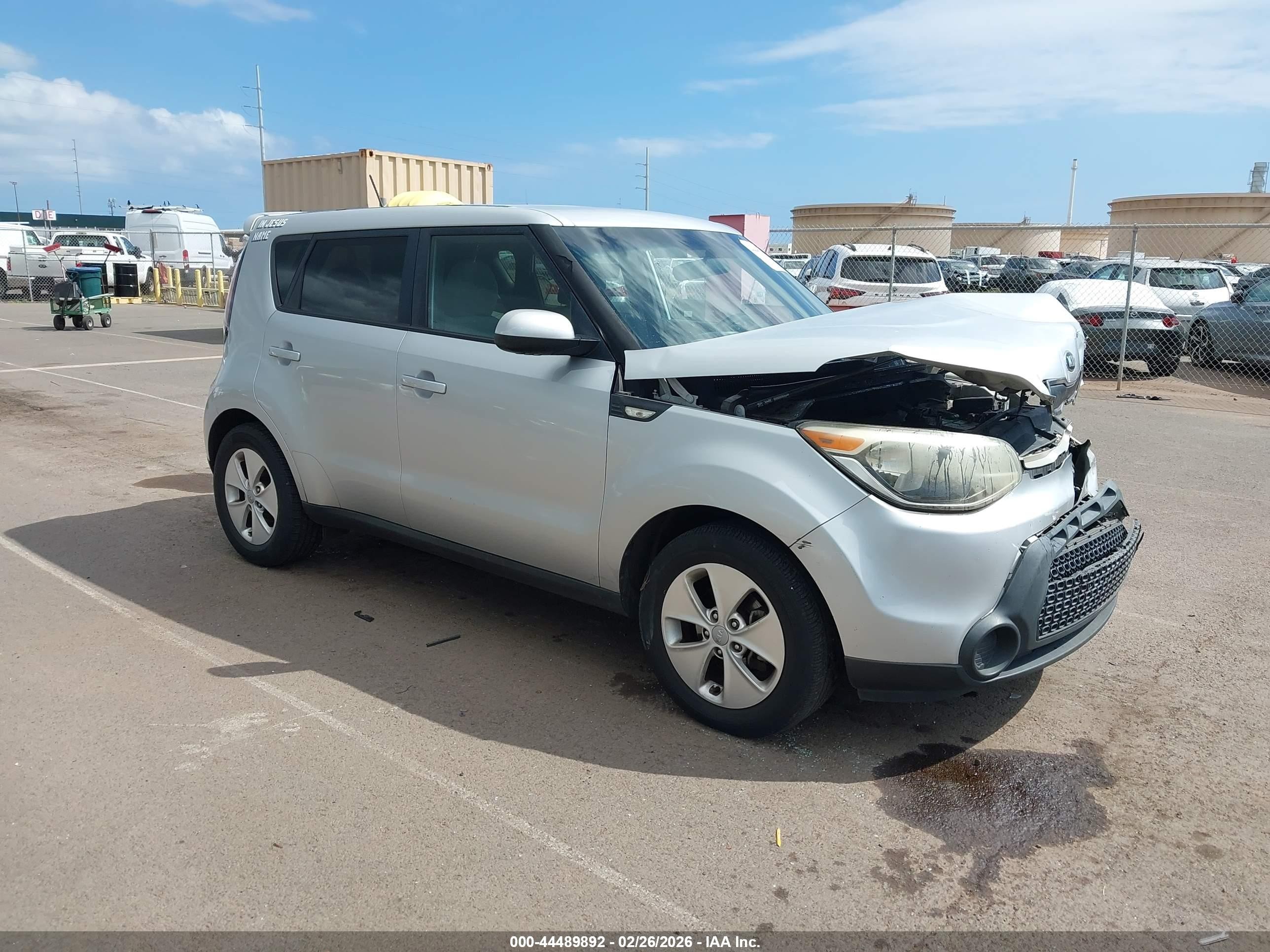 2014 Kia Soul   Silver vin: KNDJN2A26E7702937