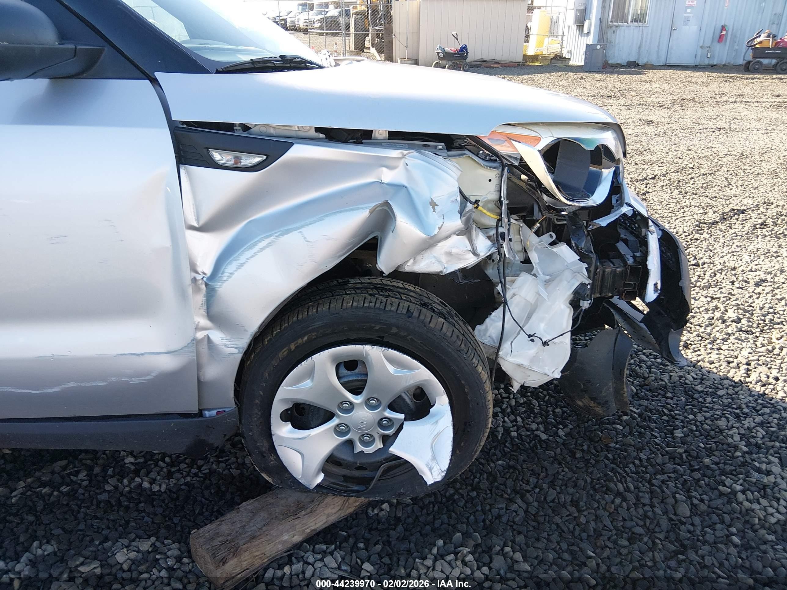 2014 Kia Soul   Silver vin: KNDJN2A26E7713646
