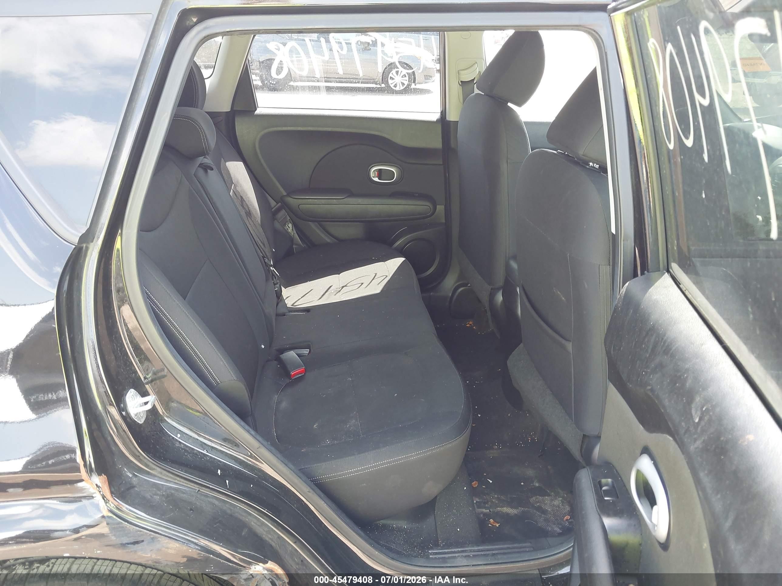 2014 Kia Soul   Black vin: KNDJN2A26E7717387