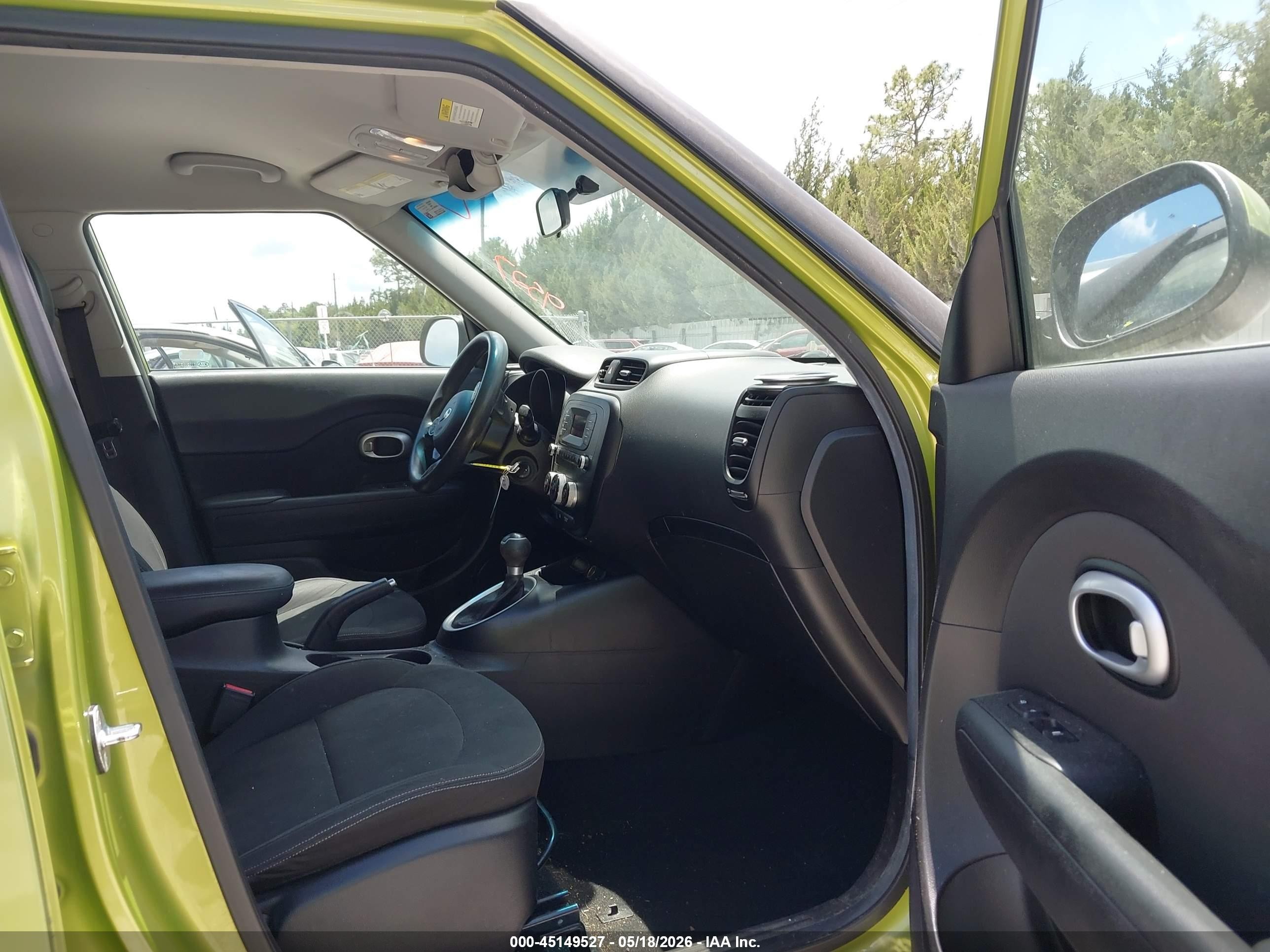 2014 Kia Soul   Green vin: KNDJN2A26E7736022