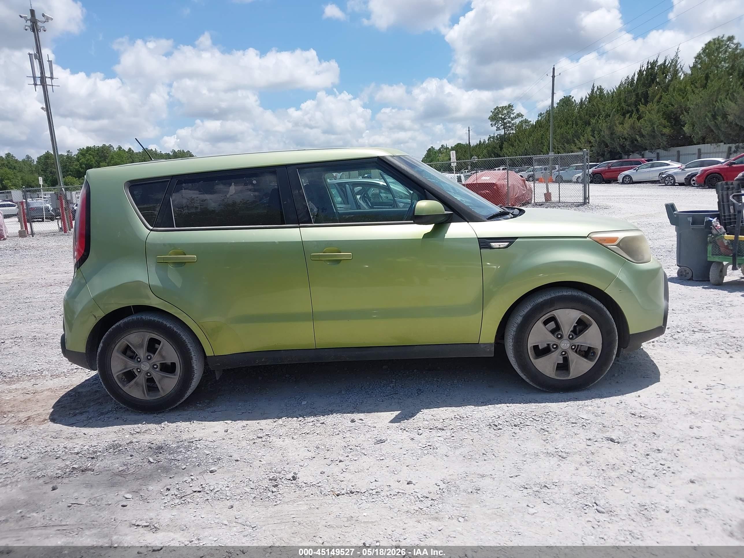 2014 Kia Soul   Green vin: KNDJN2A26E7736022