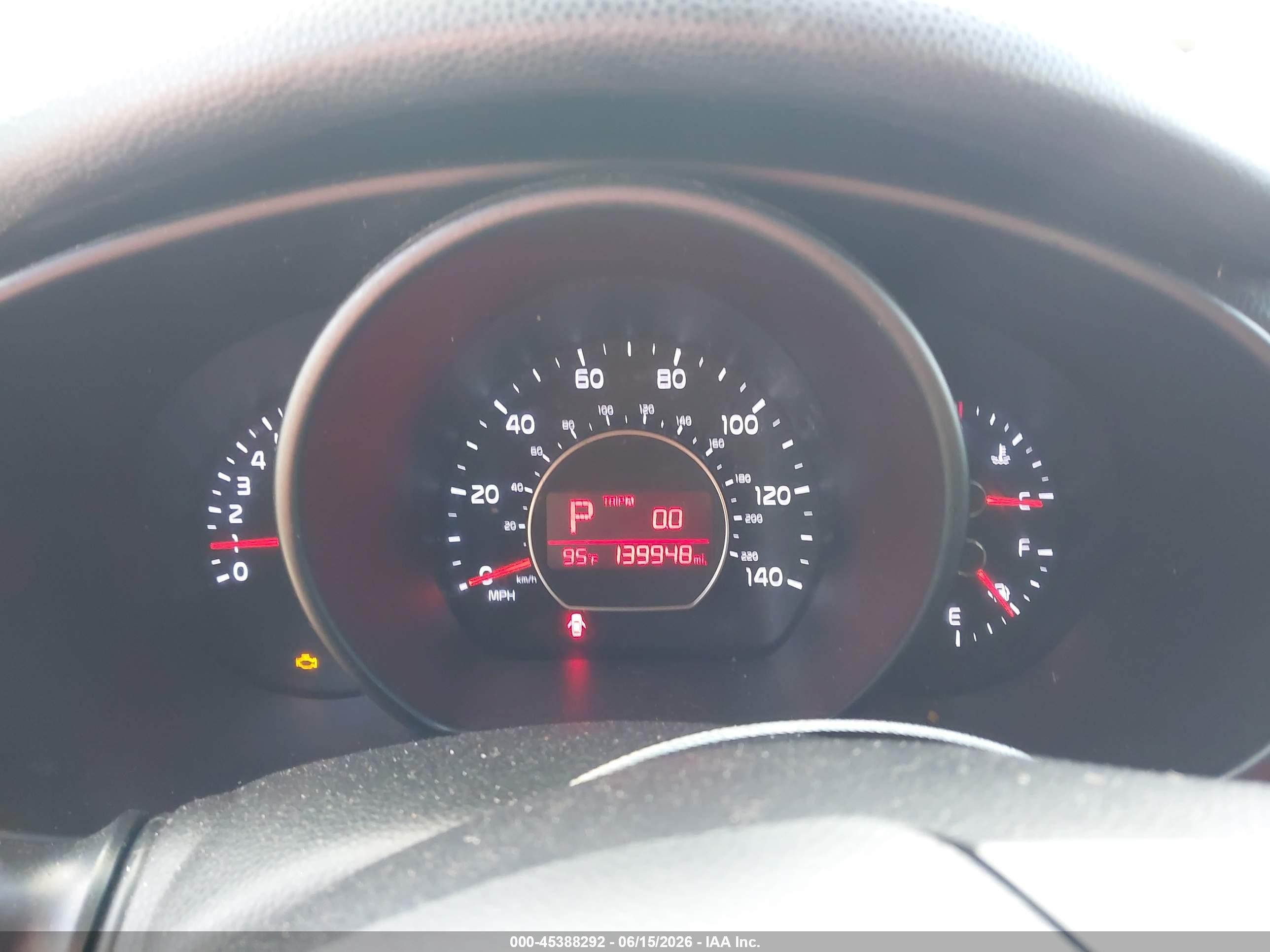 2015 Kia Soul   Коричневый vin: KNDJN2A26F7120693