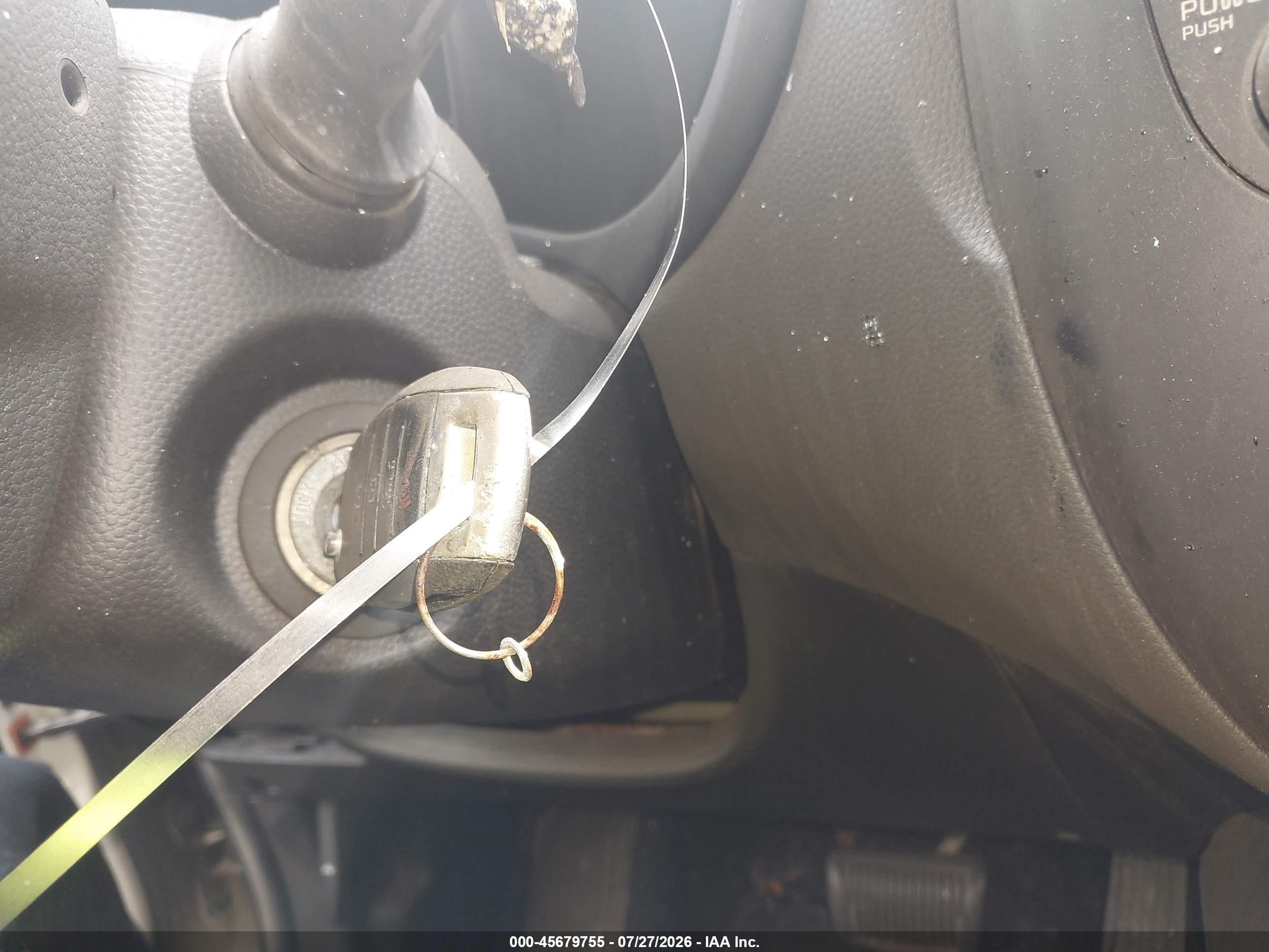 2015 Kia Soul   White vin: KNDJN2A26F7125084