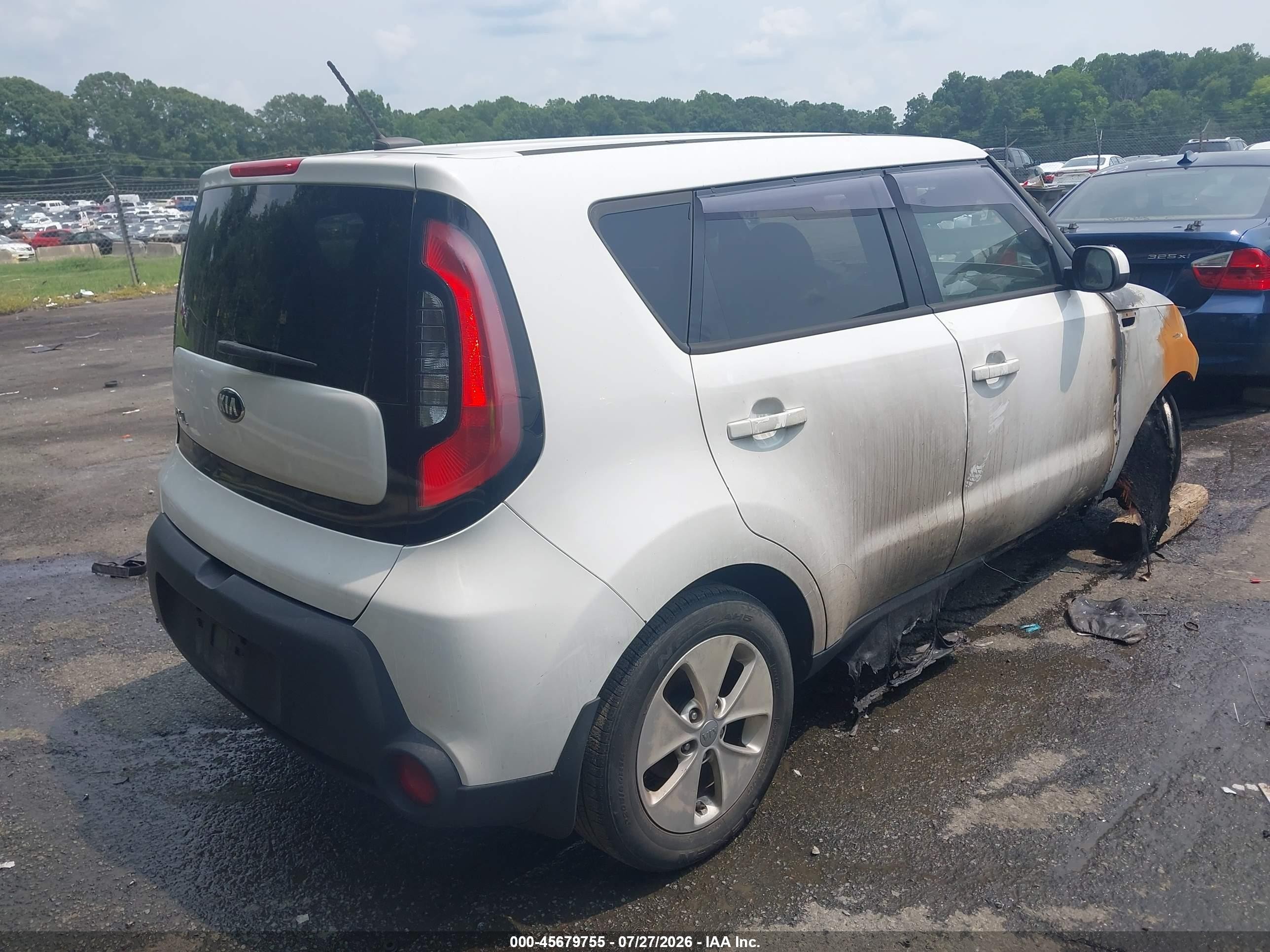 2015 Kia Soul   White vin: KNDJN2A26F7125084