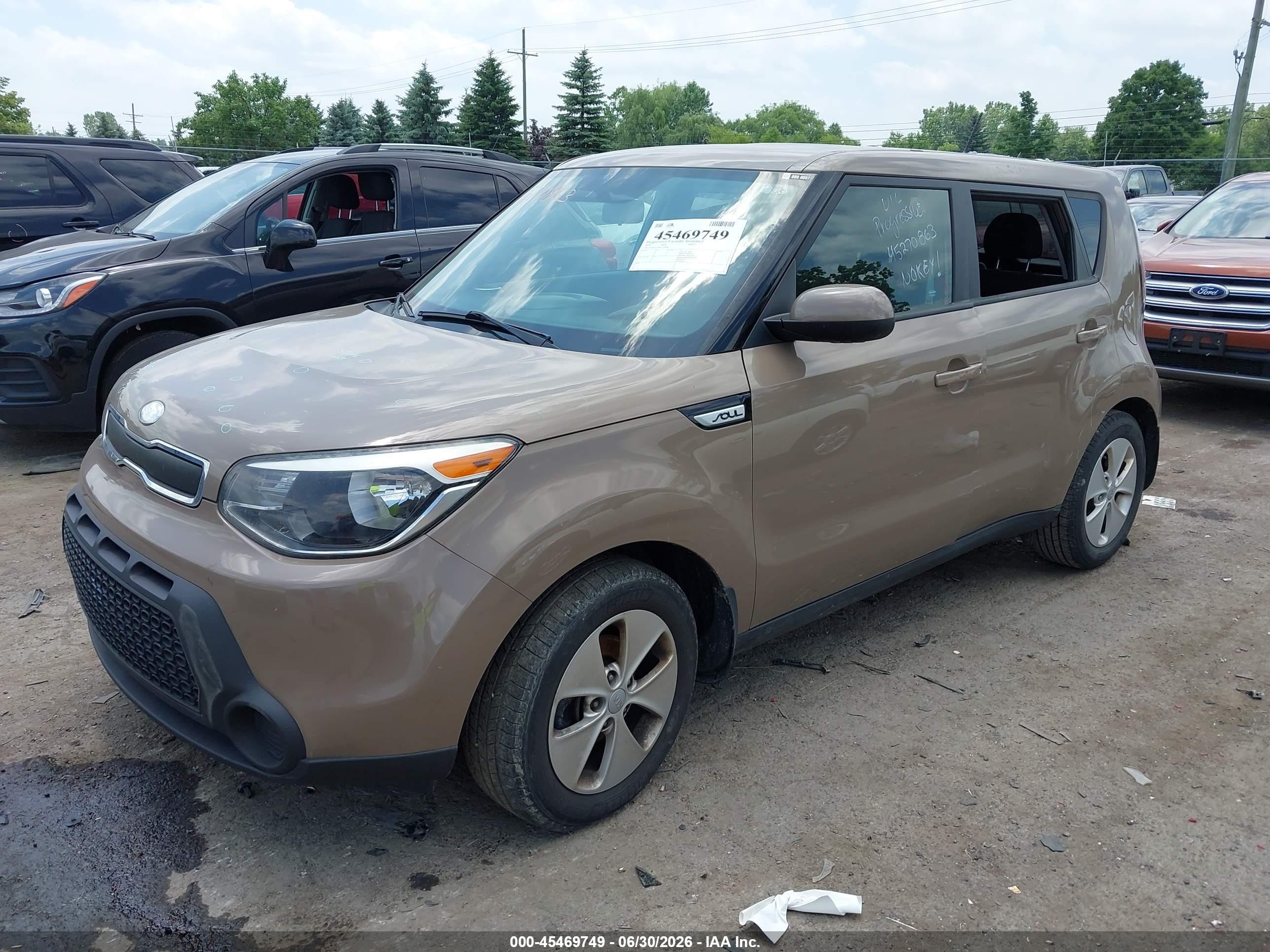 2015 Kia Soul ! Gold vin: KNDJN2A26F7126994