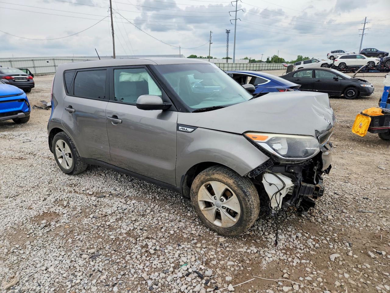 2015 Kia Soul Base Silver vin: KNDJN2A26F7128650