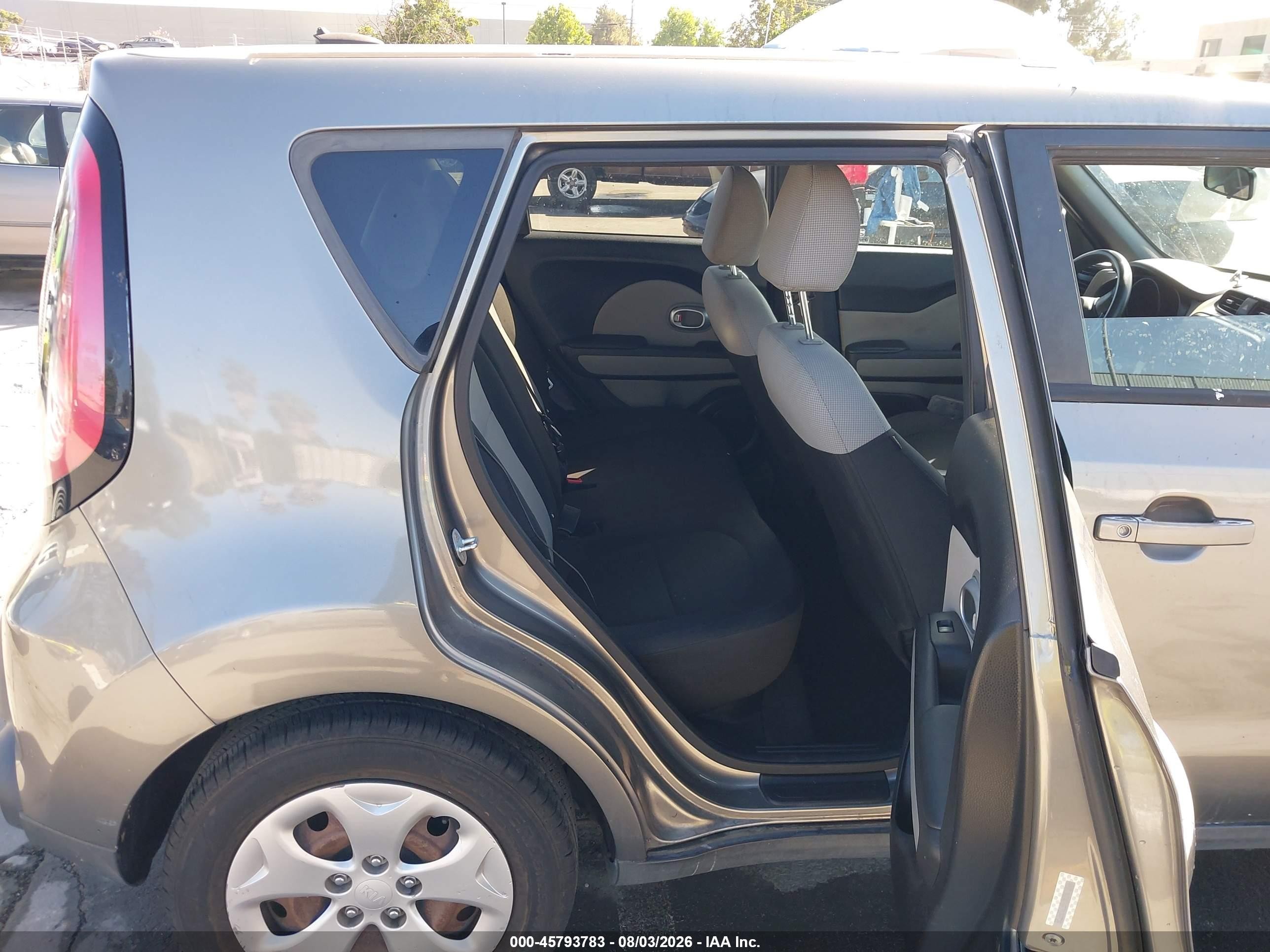 2015 Kia Soul   Gray vin: KNDJN2A26F7128728