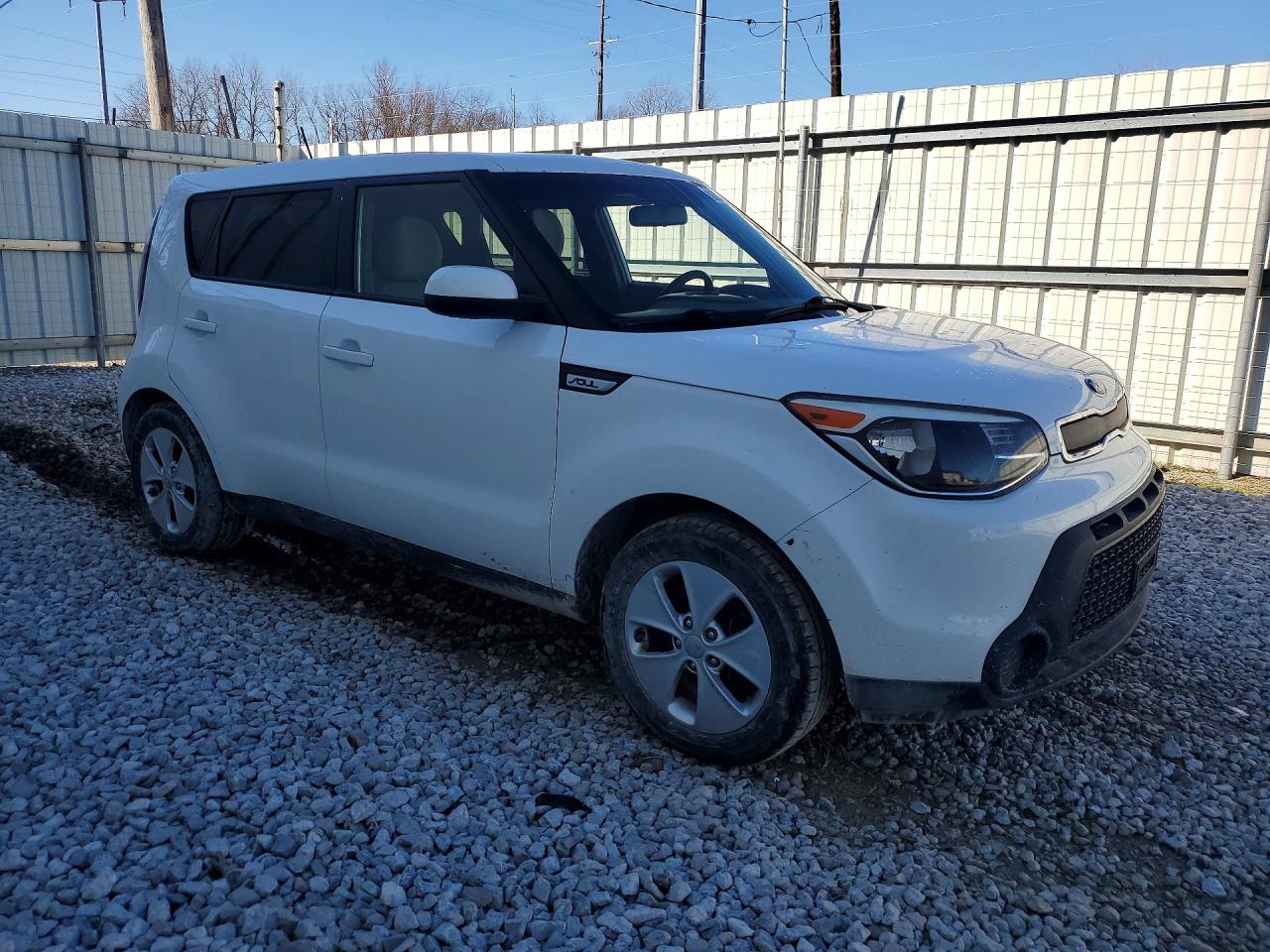 2015 Kia Soul Base White vin: KNDJN2A26F7141558