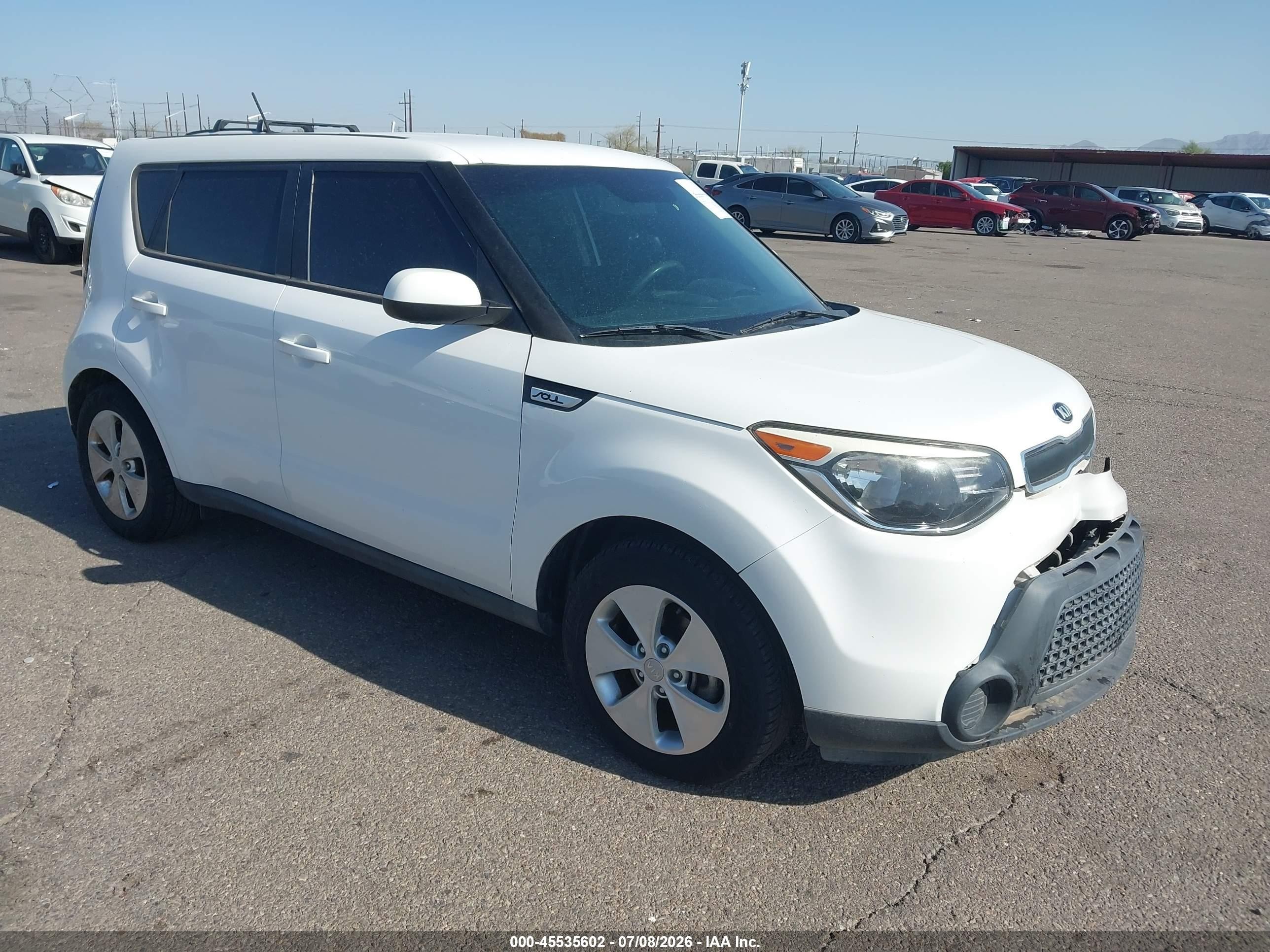 2015 Kia Soul   White vin: KNDJN2A26F7149532