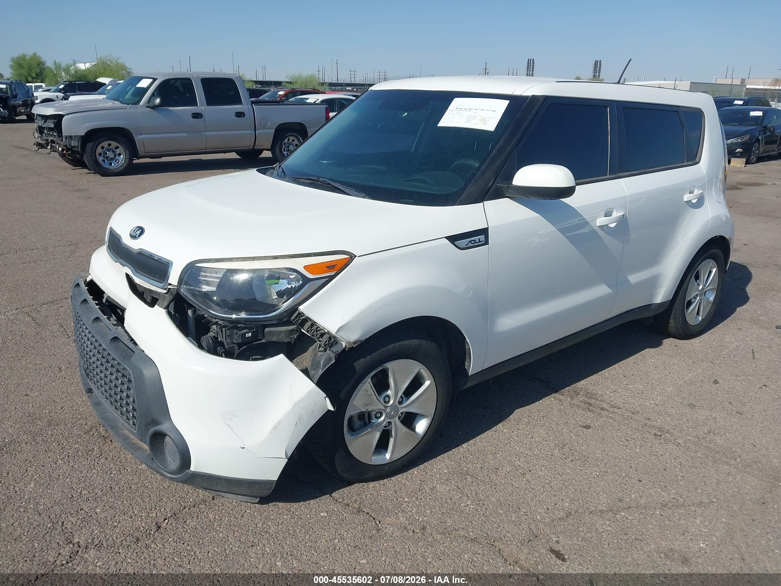 2015 Kia Soul   White vin: KNDJN2A26F7149532