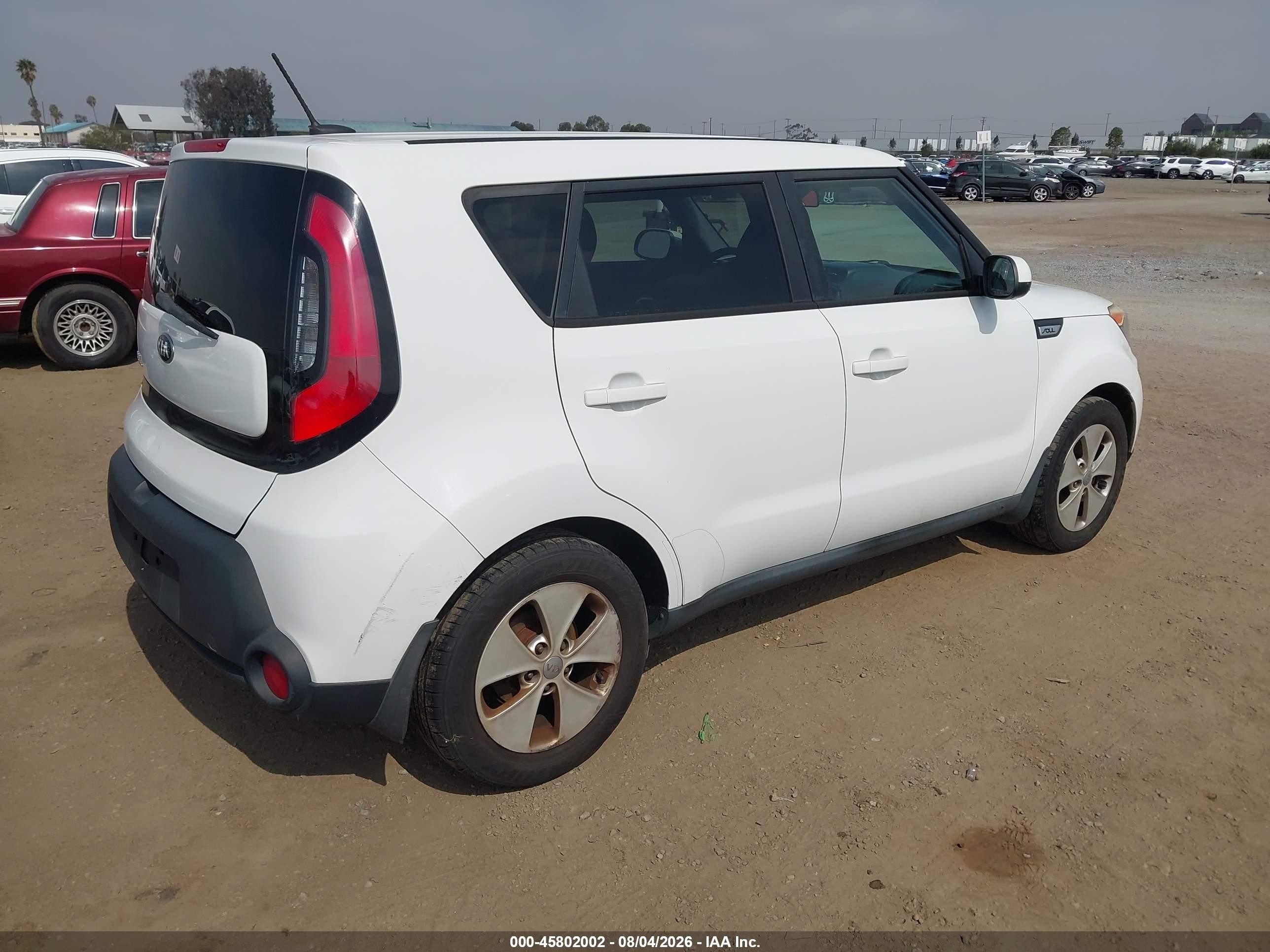 2015 Kia Soul   White vin: KNDJN2A26F7154259