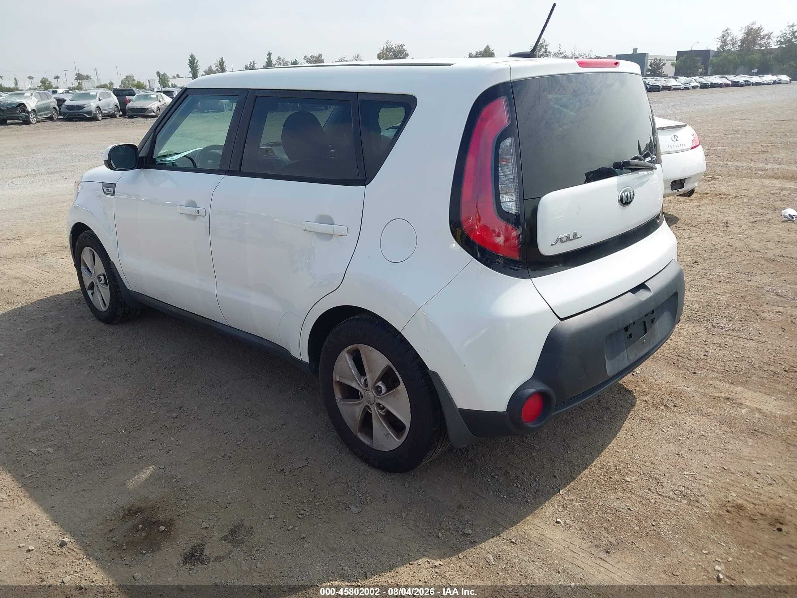 2015 Kia Soul   White vin: KNDJN2A26F7154259