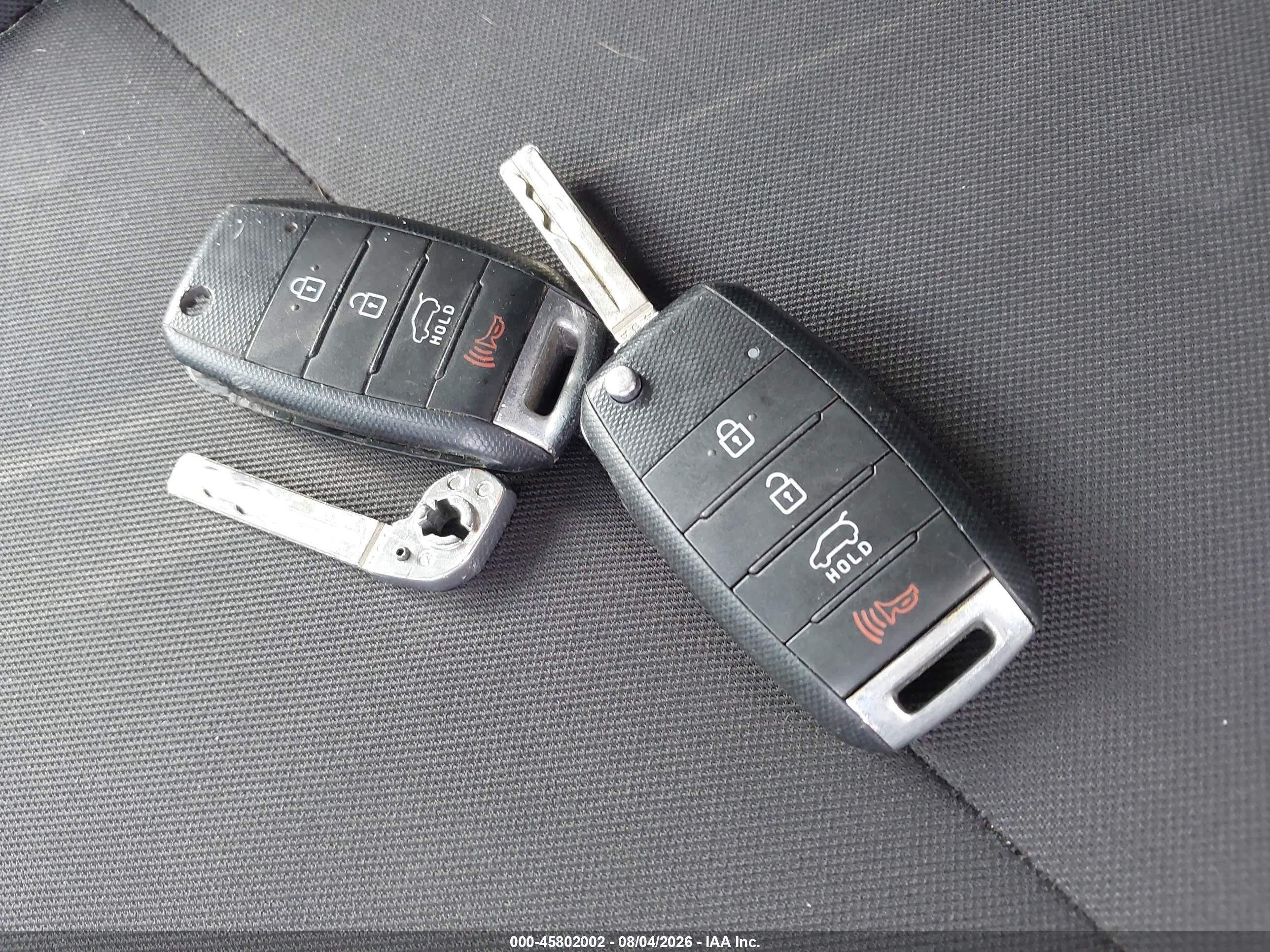 2015 Kia Soul   White vin: KNDJN2A26F7154259