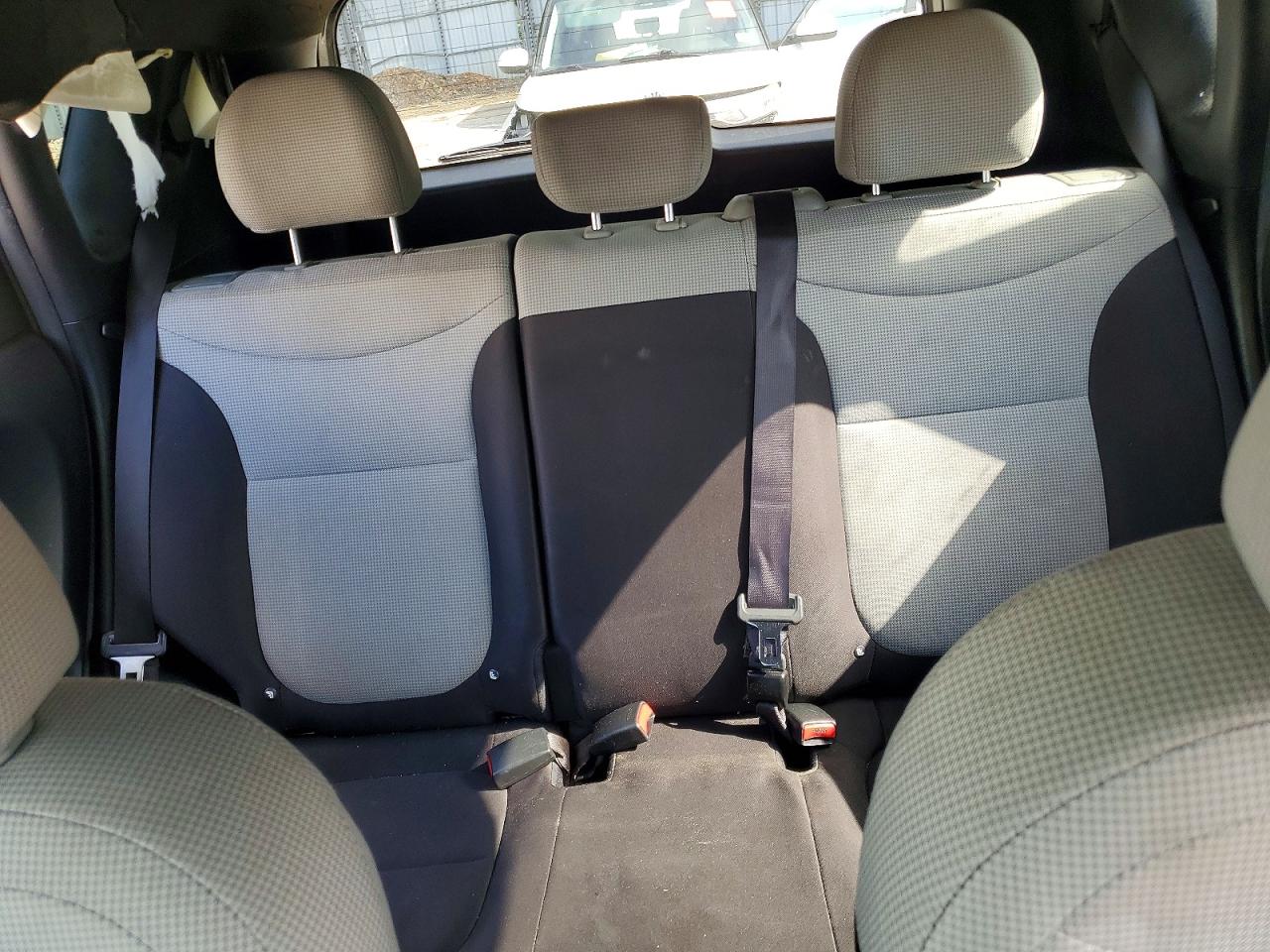 2015 Kia Soul Base Black vin: KNDJN2A26F7200608