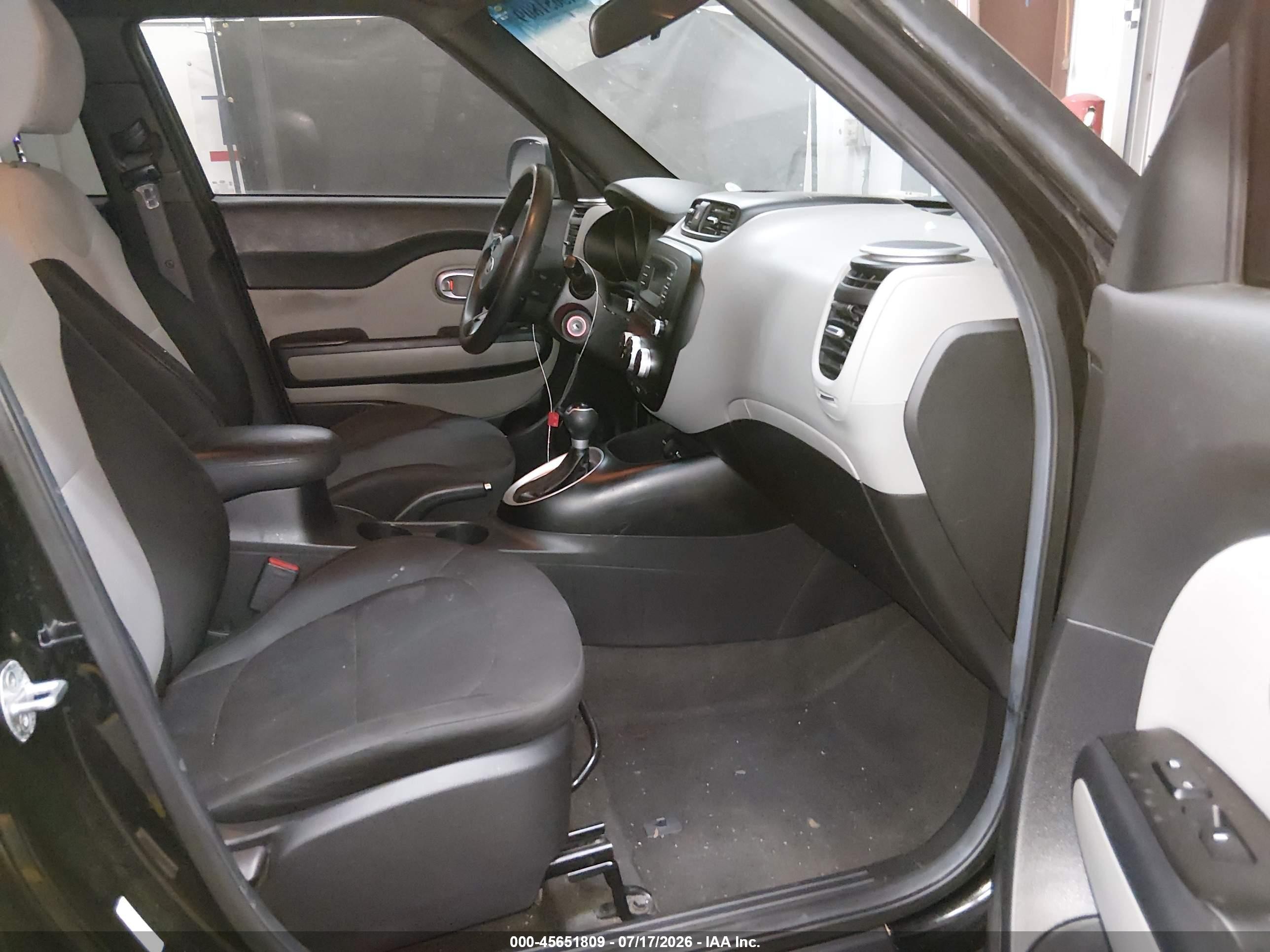 2015 Kia Soul   Черный vin: KNDJN2A26F7769510