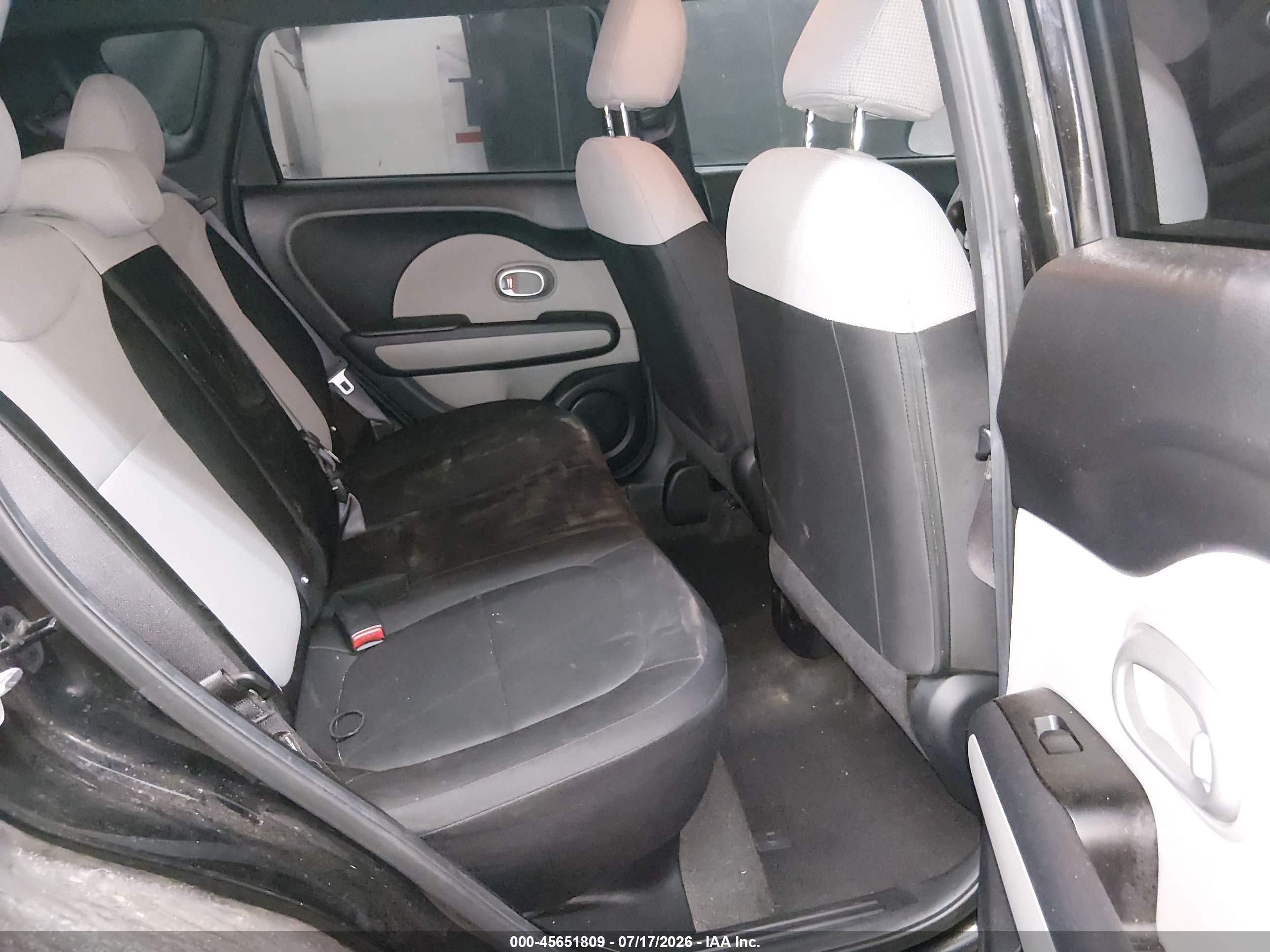 2015 Kia Soul   Черный vin: KNDJN2A26F7769510