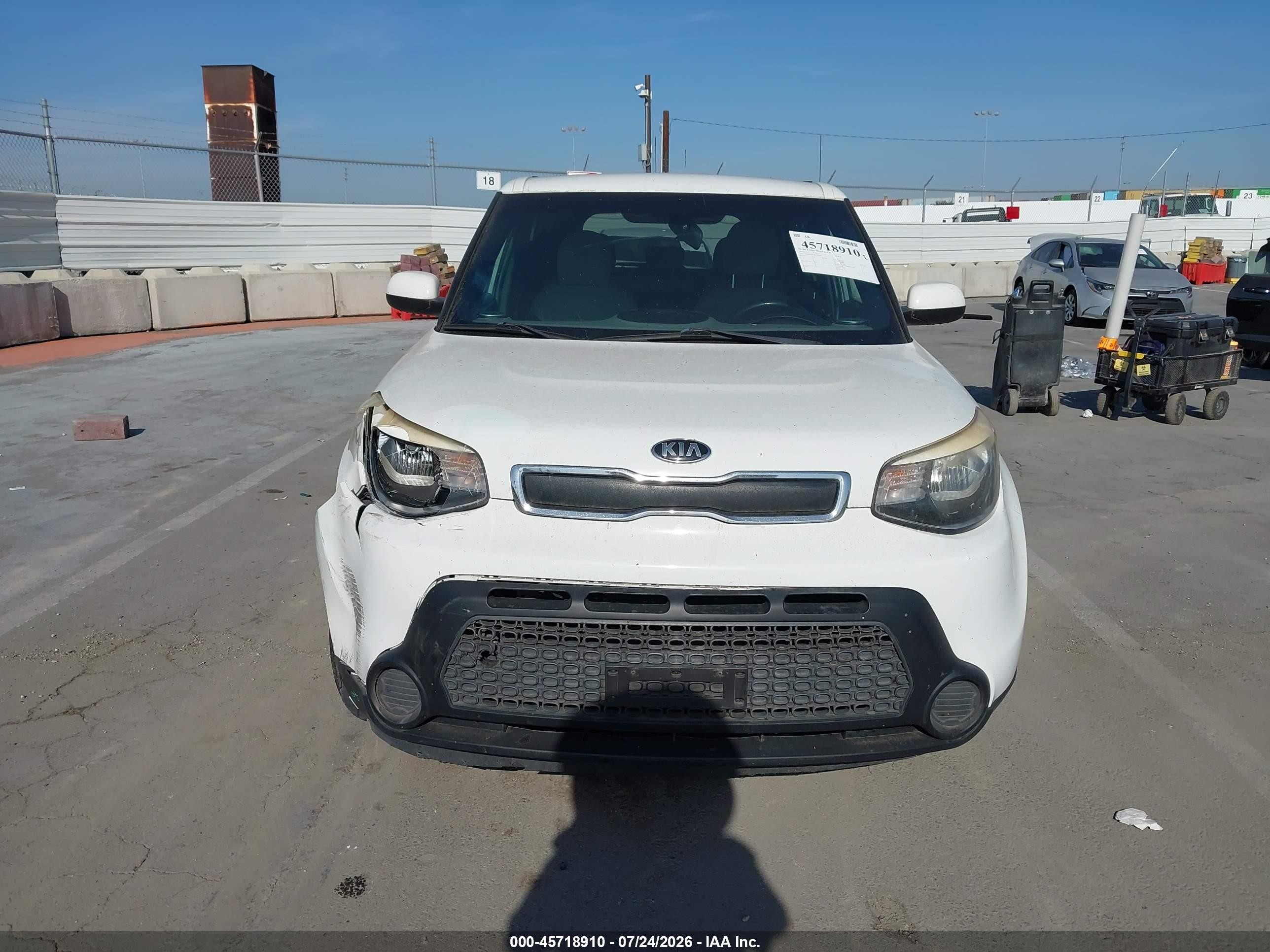 2015 Kia Soul   White vin: KNDJN2A26F7774948
