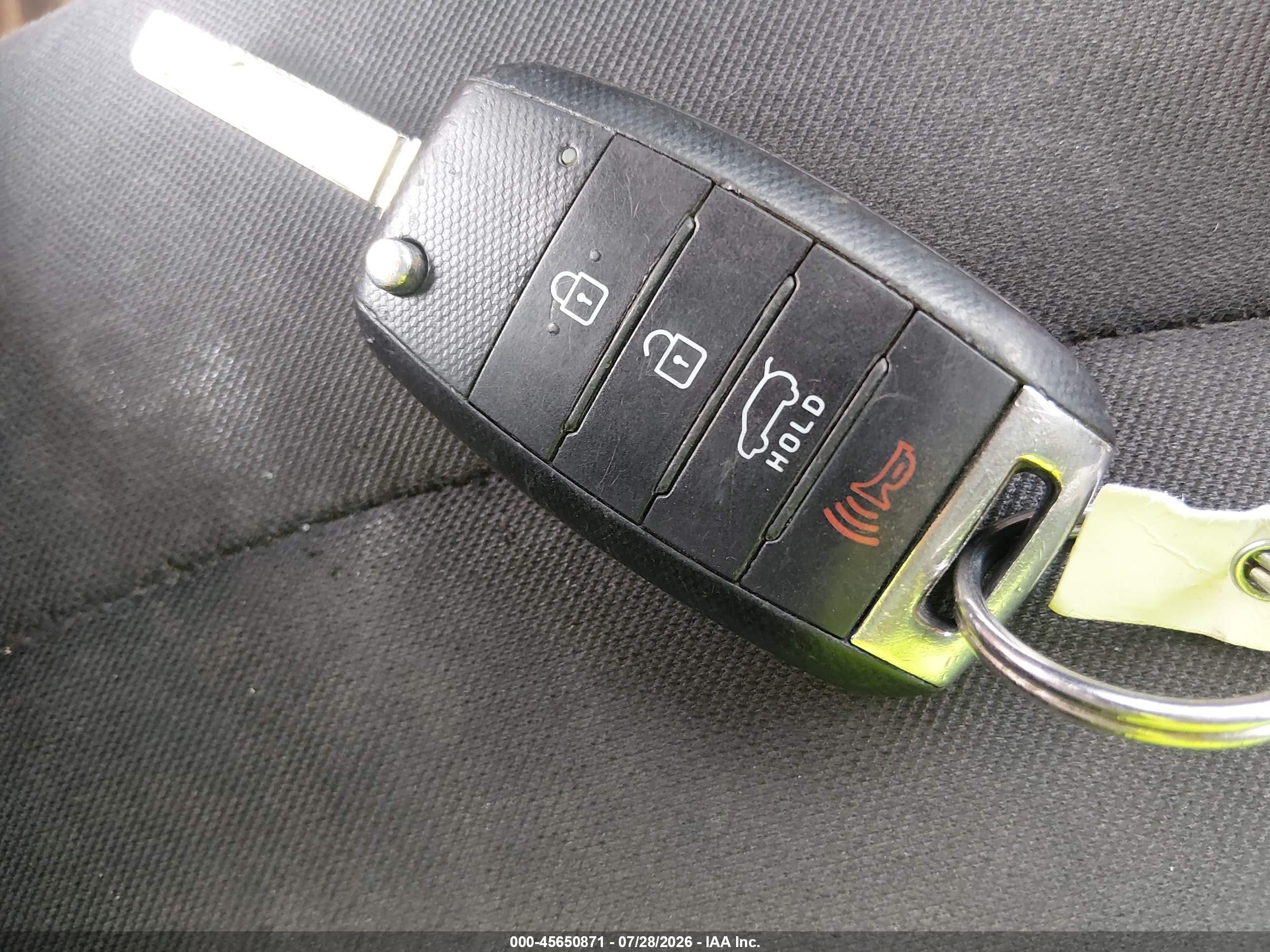 2015 Kia Soul   Серебряный vin: KNDJN2A26F7777123