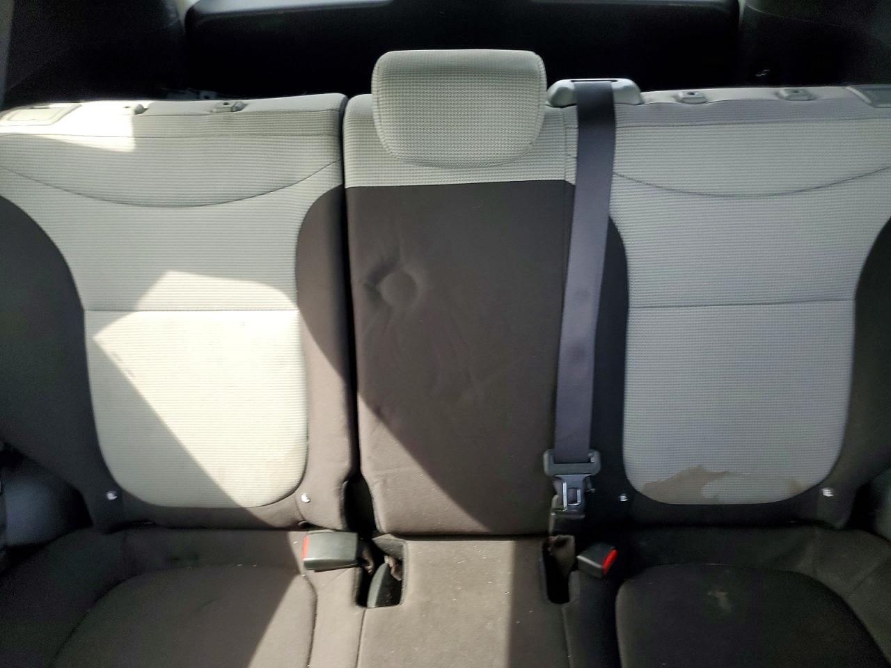 2015 Kia Soul Base Белый vin: KNDJN2A26F7793662
