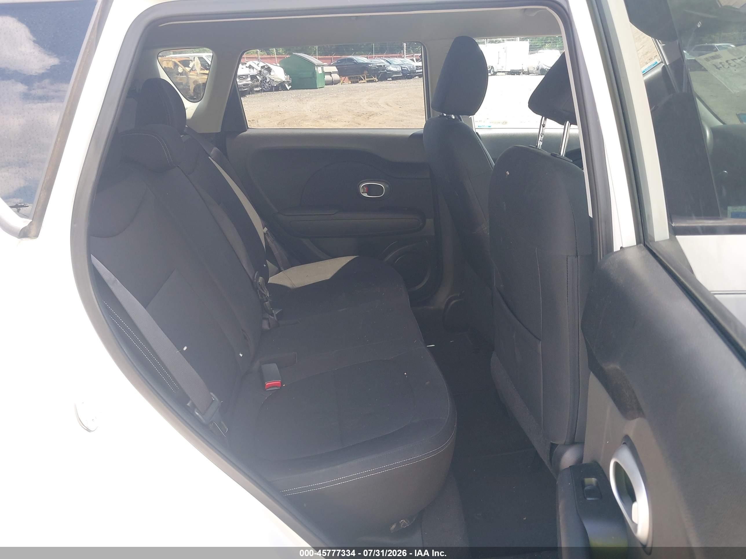 2014 Kia Soul   White vin: KNDJN2A27E7002246
